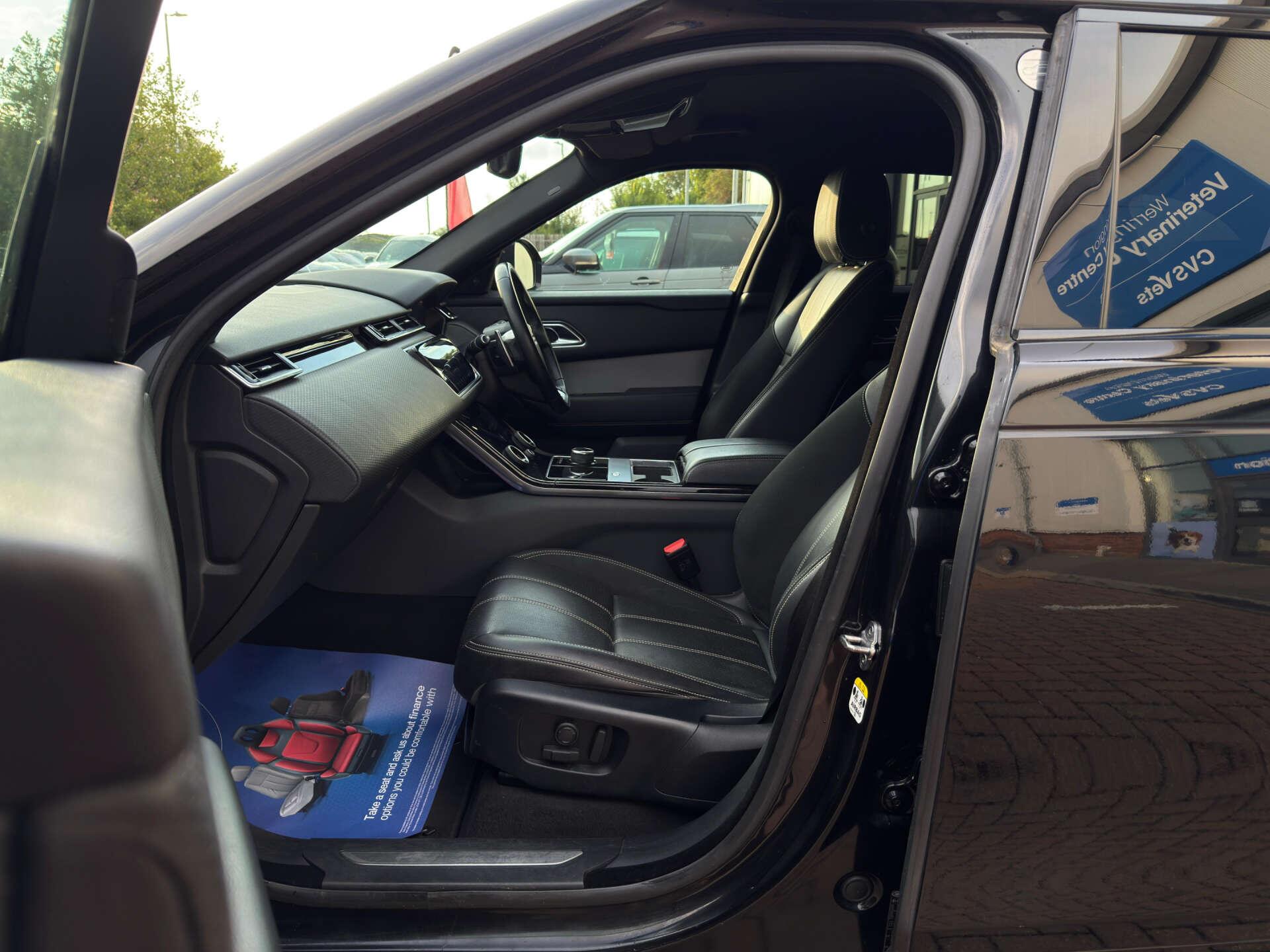 Land Rover Range Rover Velar view 46