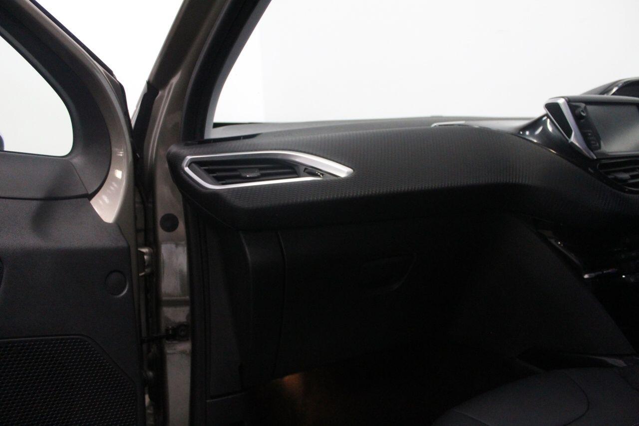 Peugeot 2008 view 30