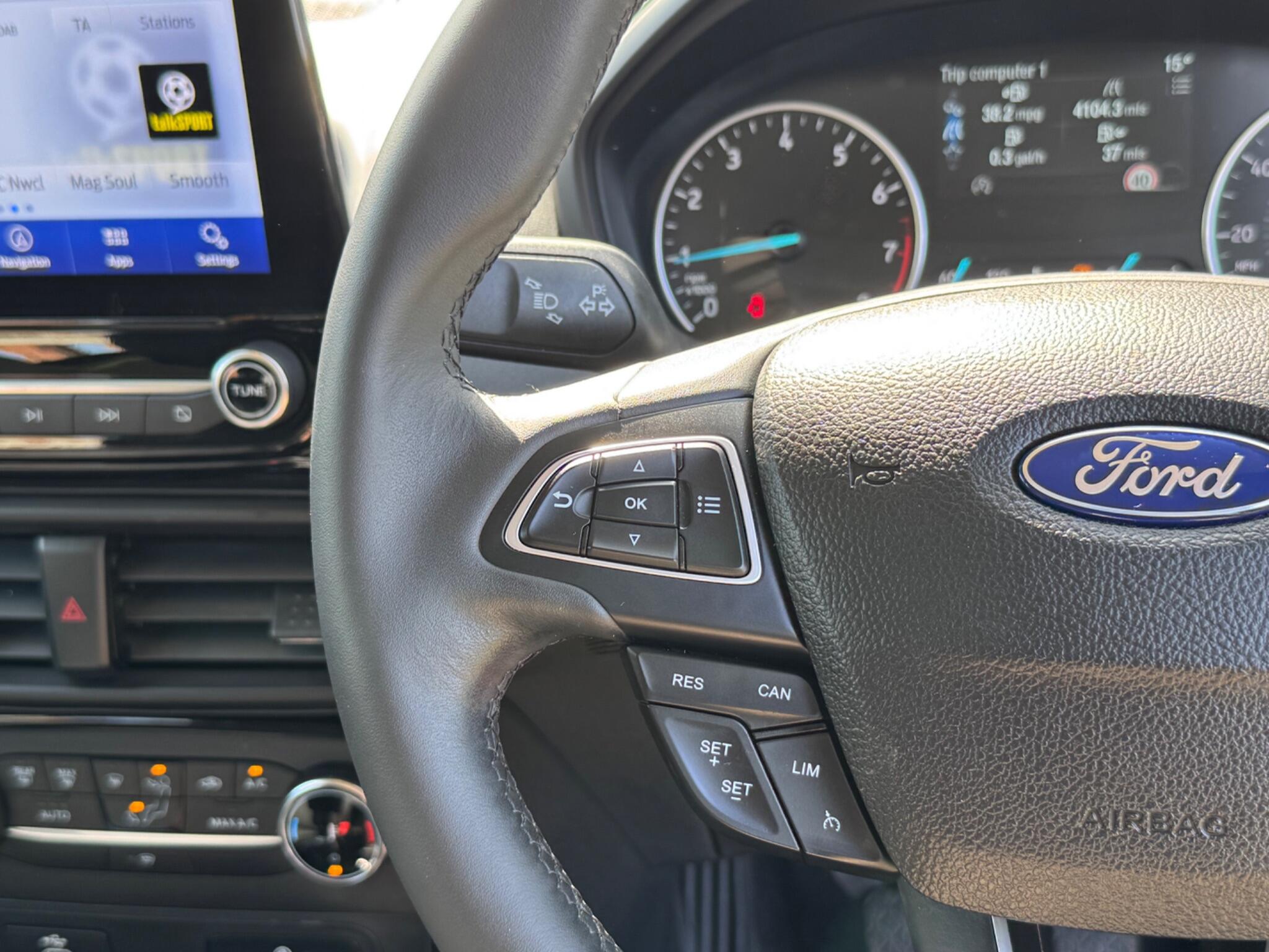 Ford Ecosport view 17