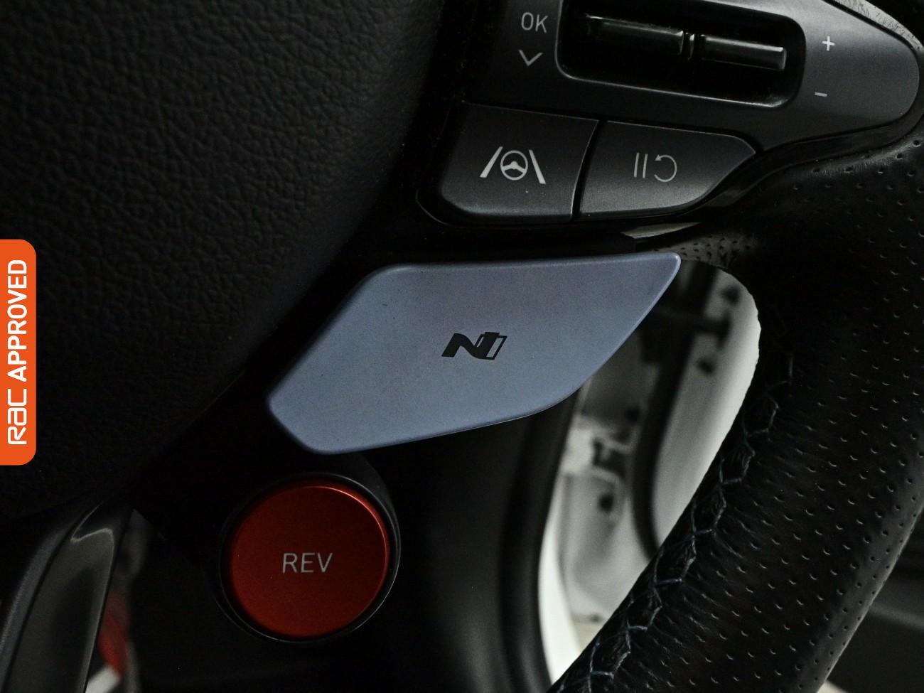 Hyundai i20 view 17