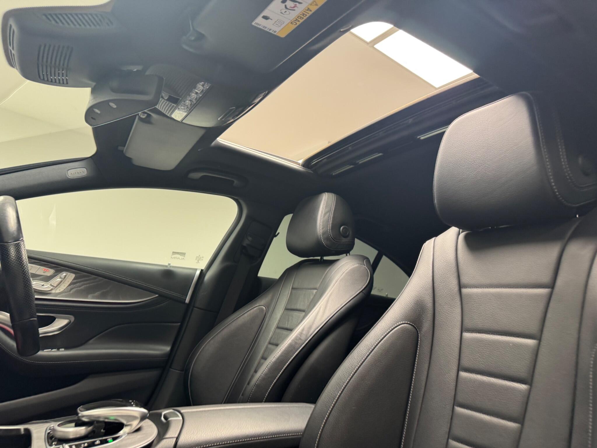 Mercedes-Benz CLS view 29