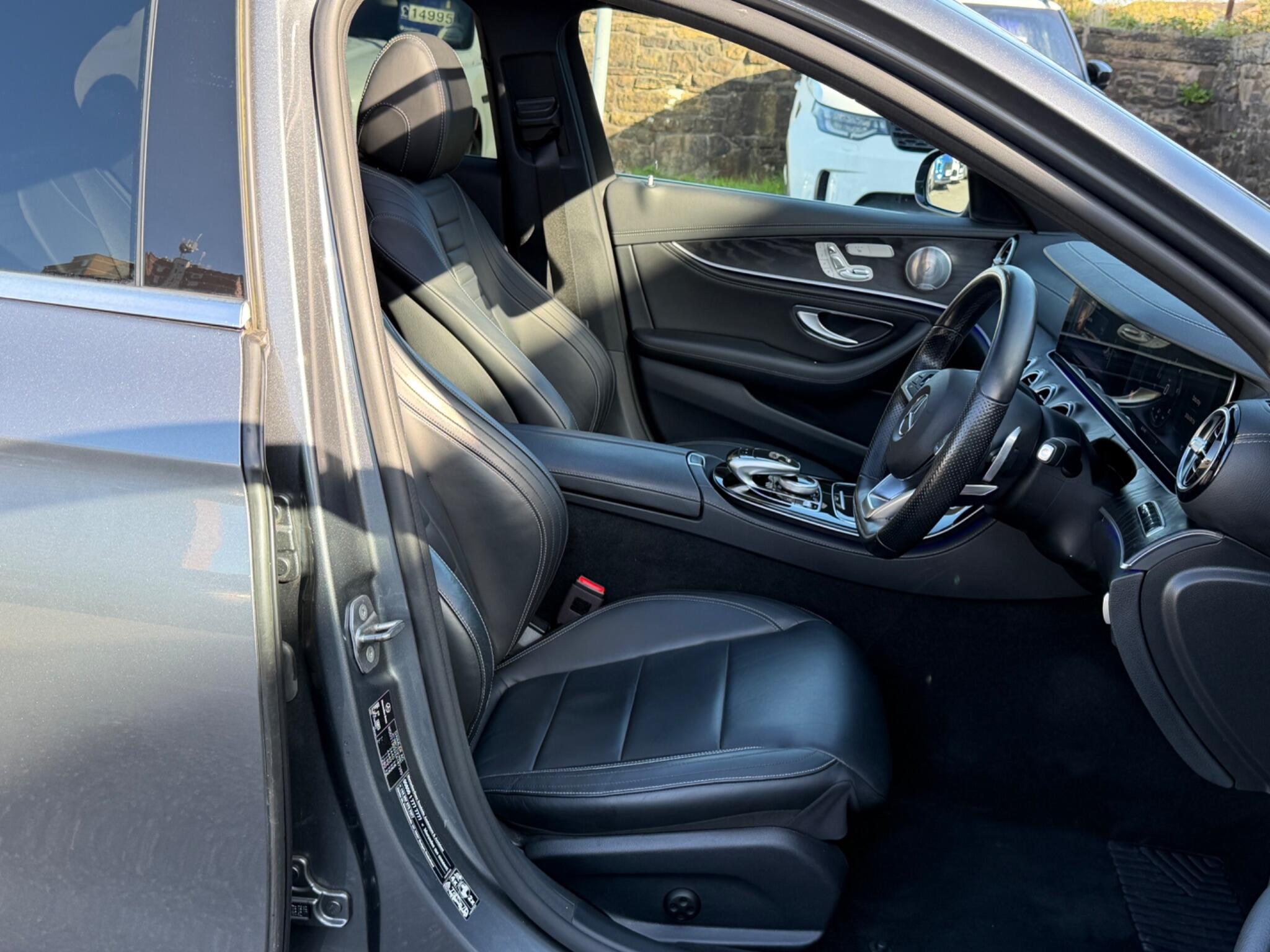 Mercedes-Benz E-Class view 17