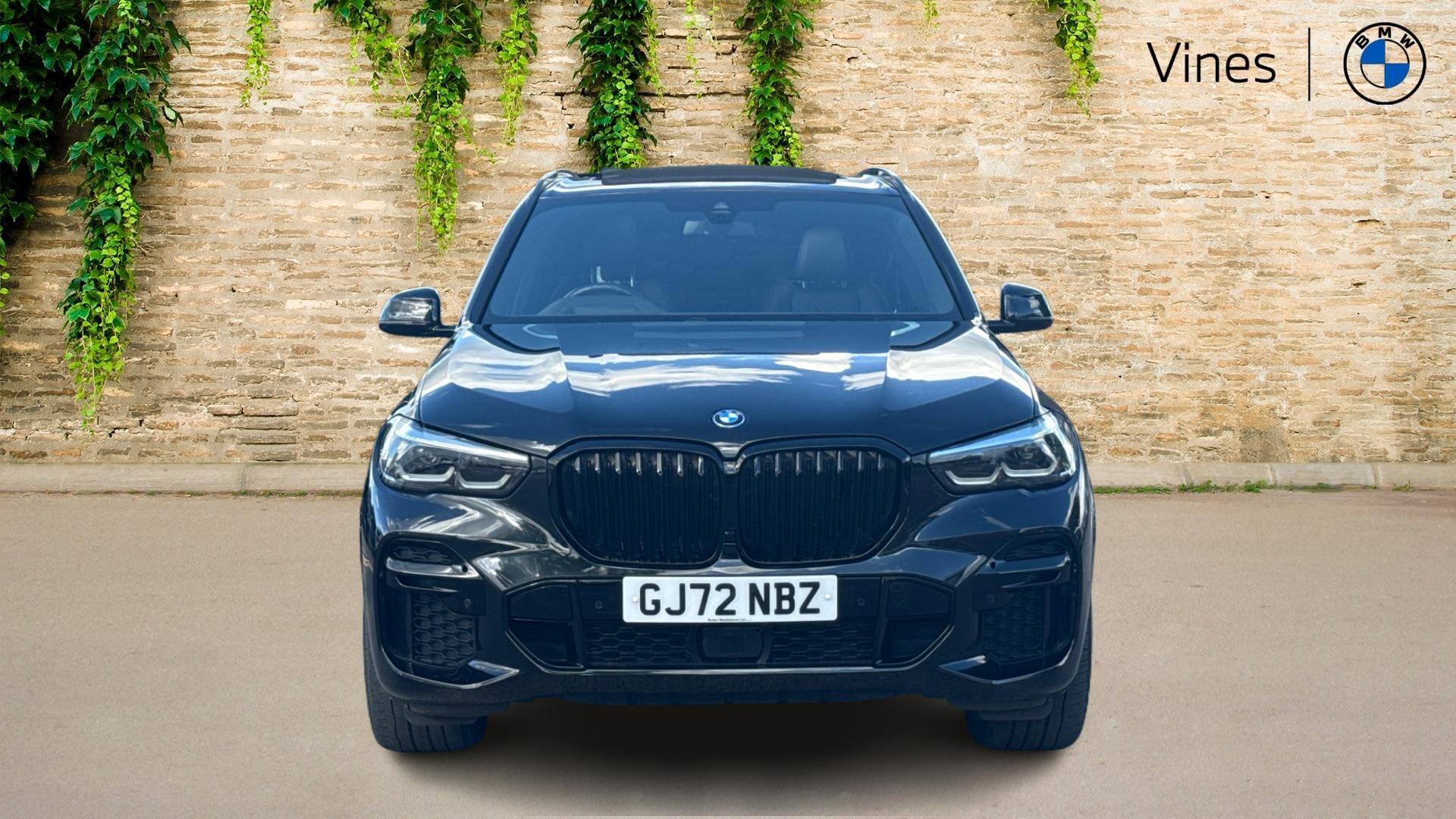 BMW X5 view 16