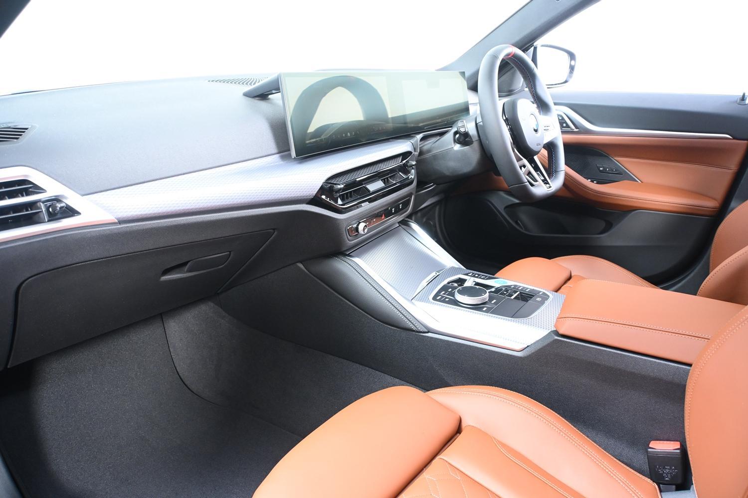 BMW I4 view 7