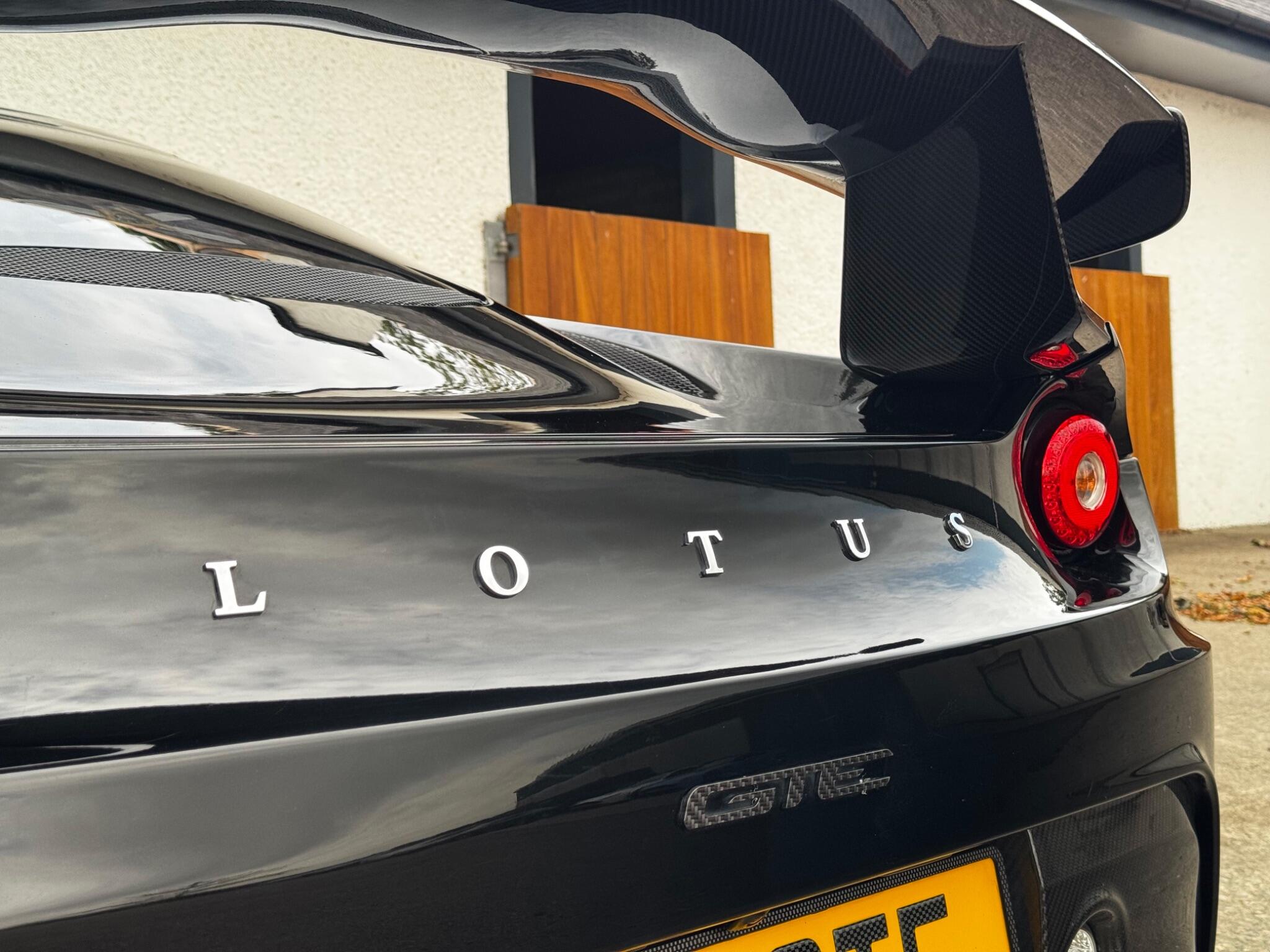 Lotus Evora view 8