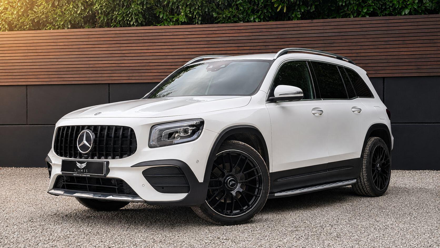 Mercedes-Benz GLB view 2