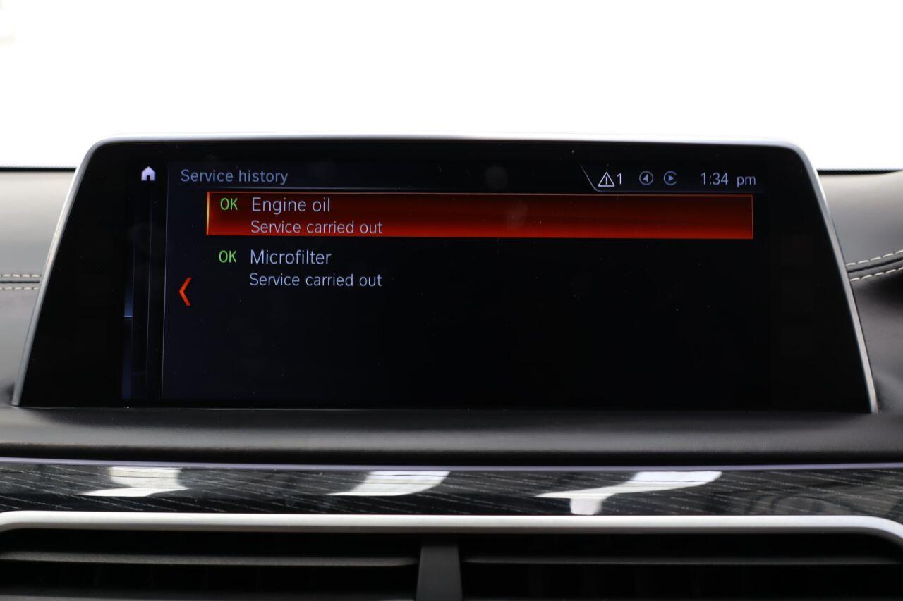 BMW 7 Series view 55