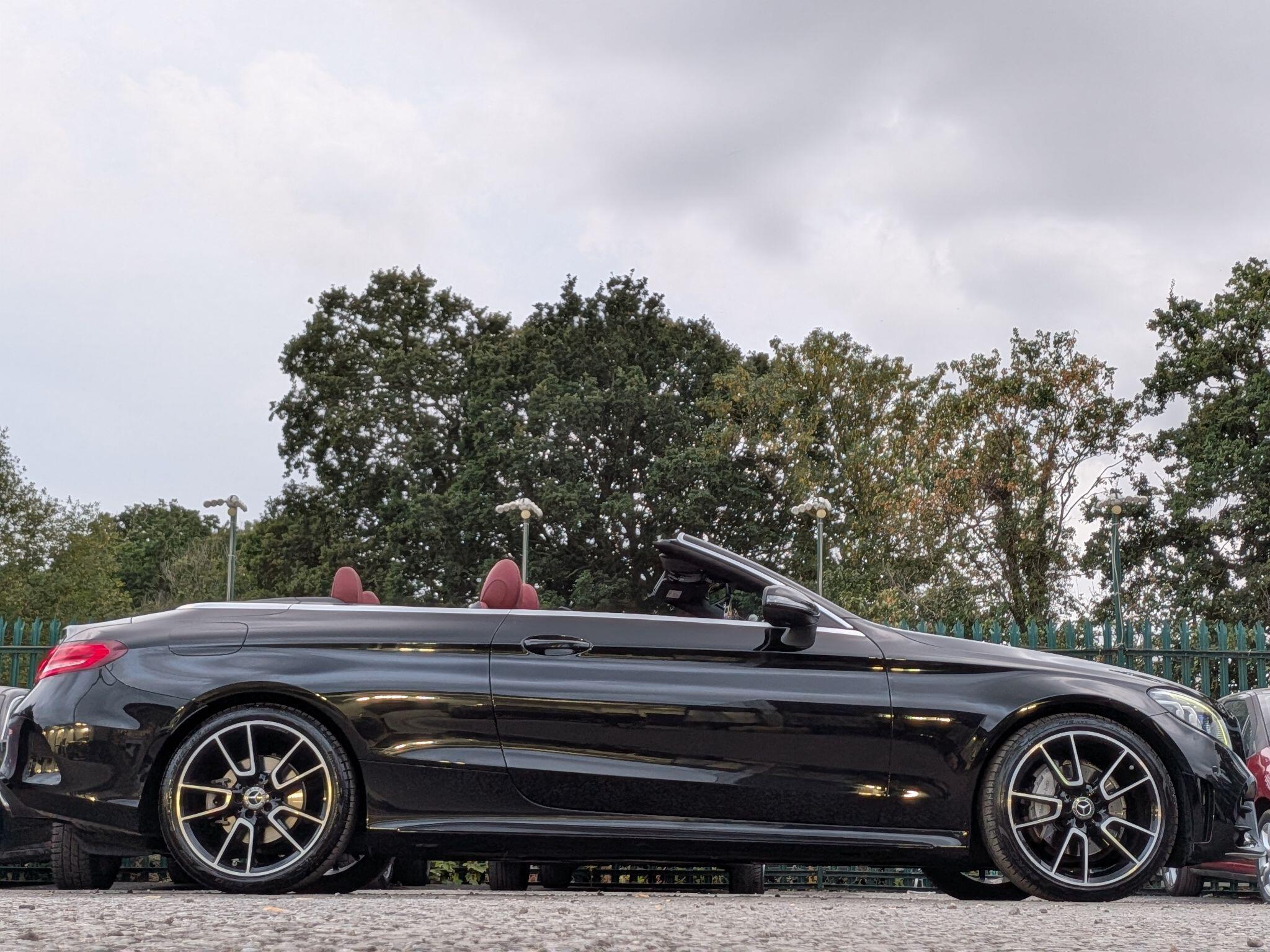 Mercedes-Benz C Class view 21
