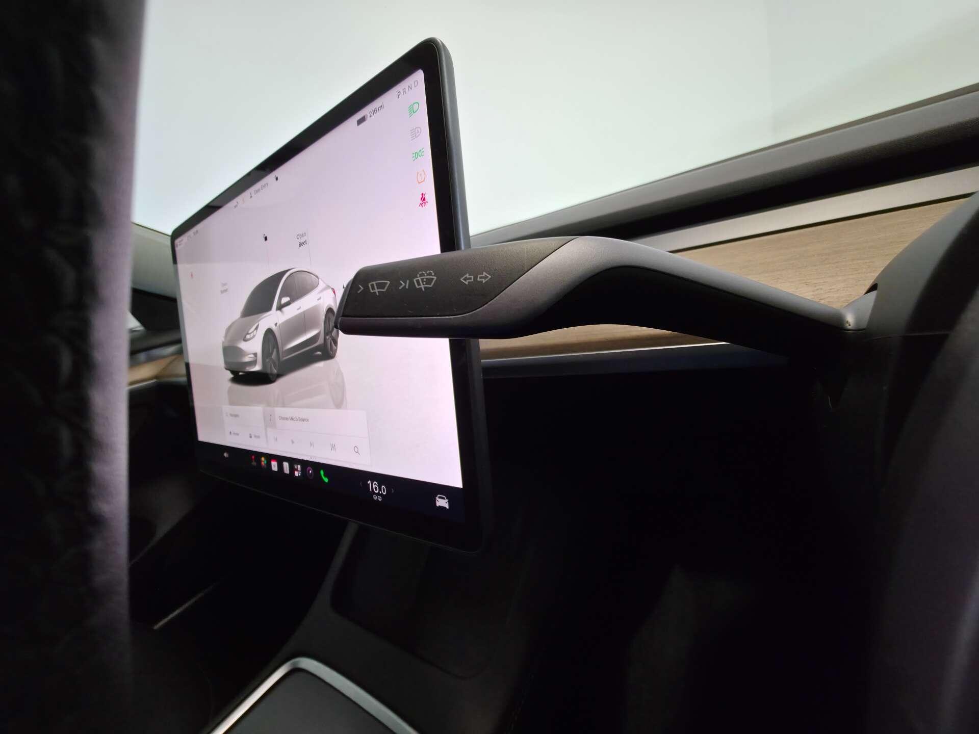 Tesla Model 3 view 36