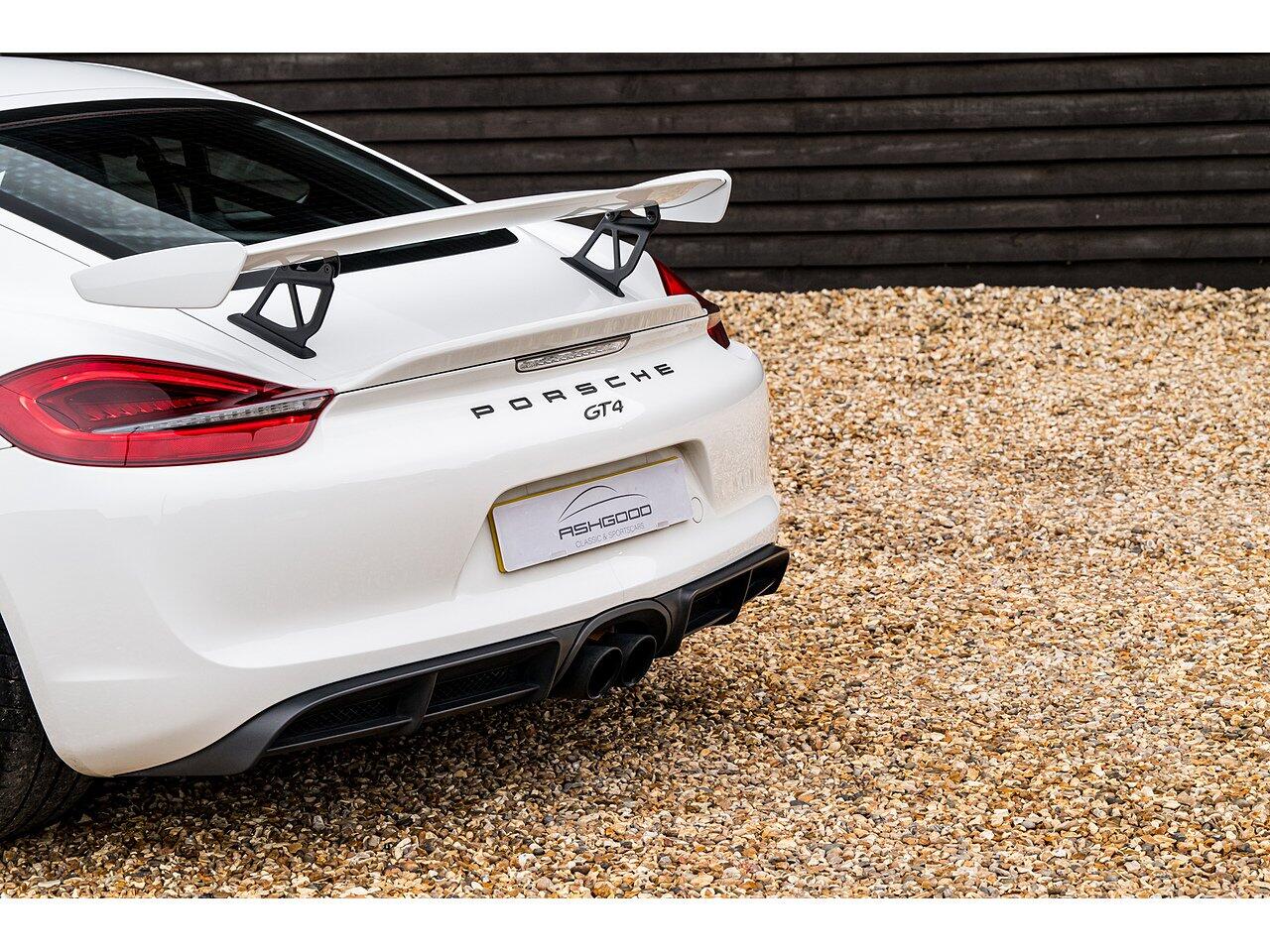 Porsche Cayman view 21