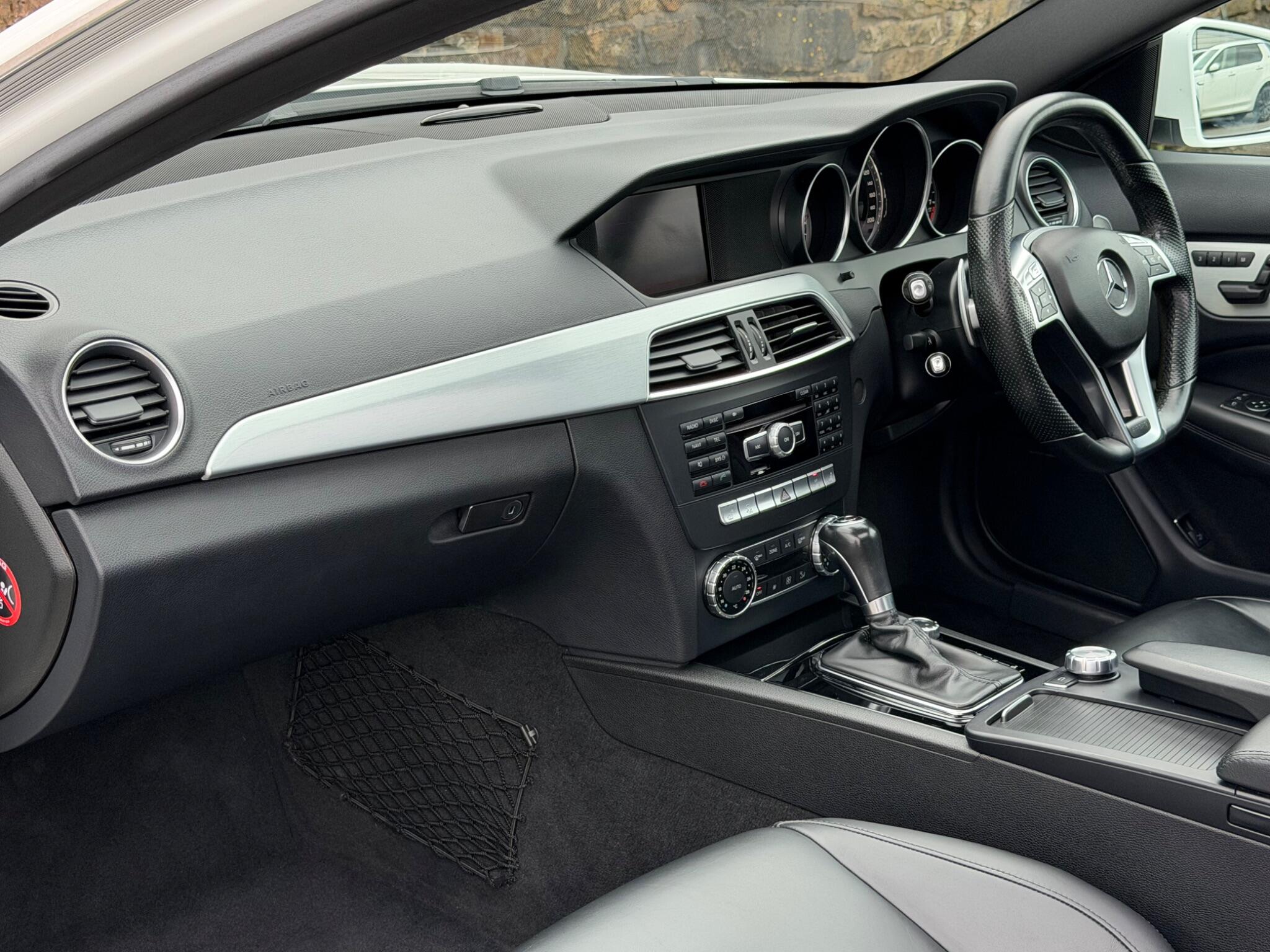 Mercedes-Benz C-Class view 16