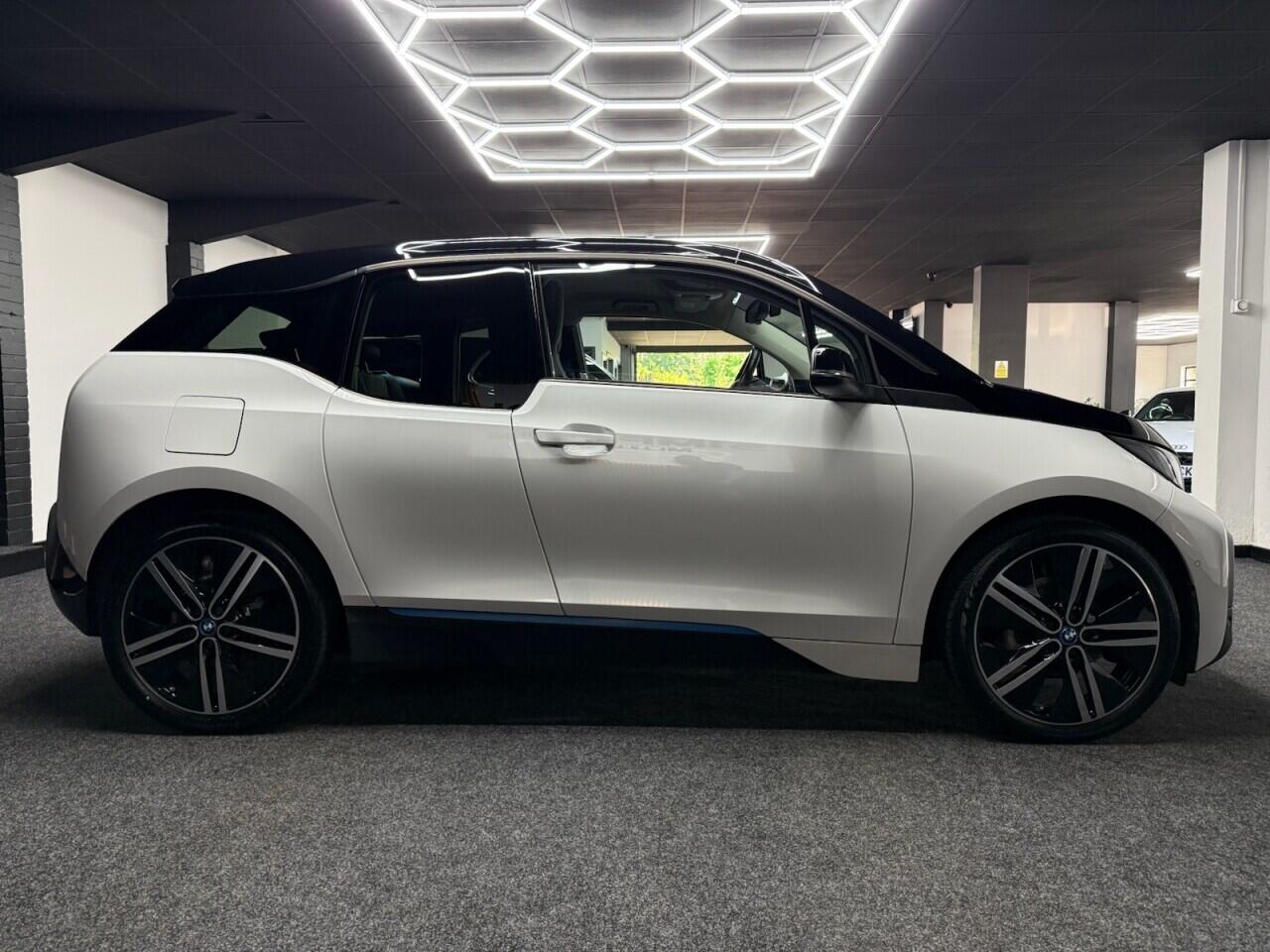 BMW I3 view 18