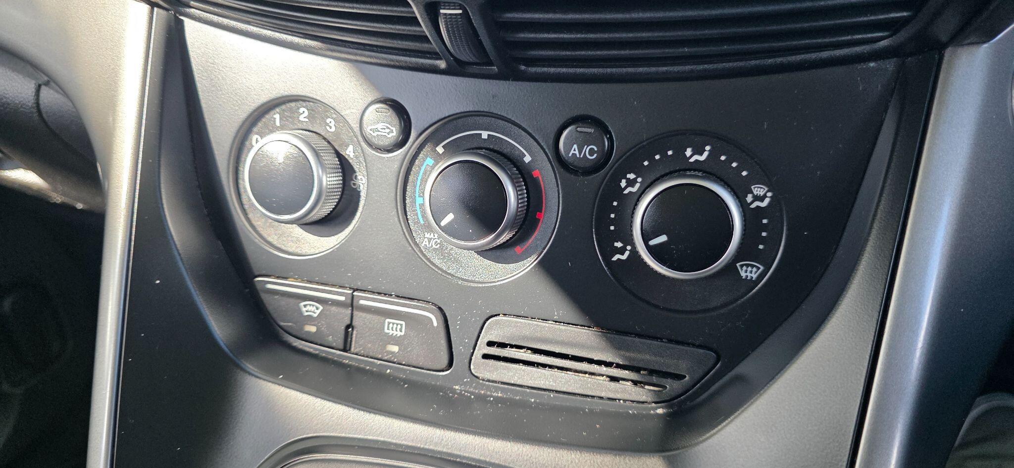 Ford Kuga view 33