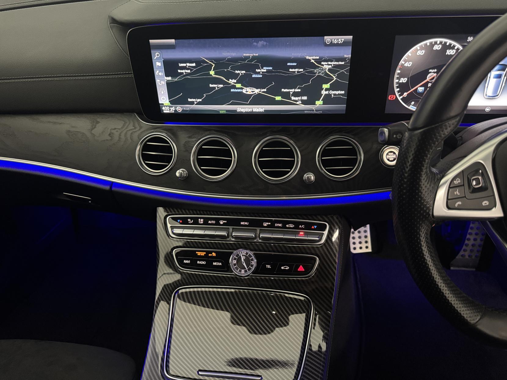 Mercedes-Benz E Class view 56