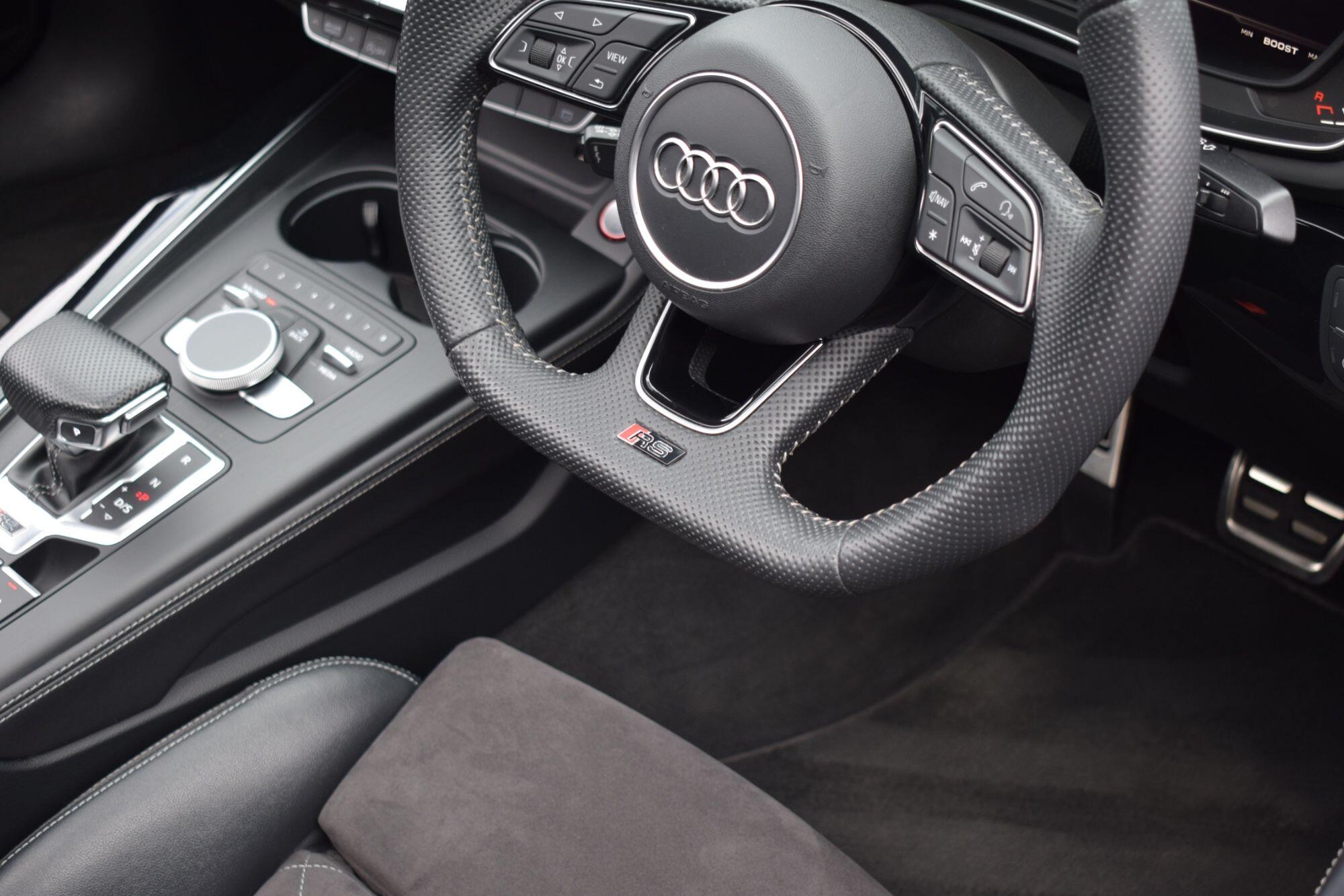 Audi RS5 view 13