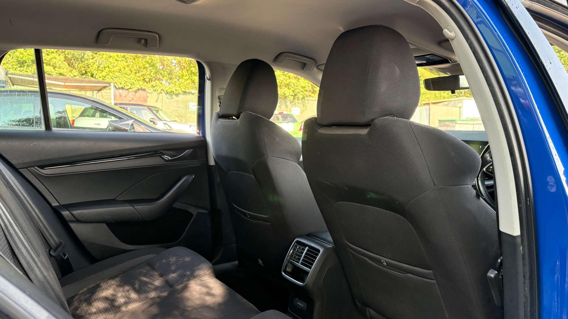 Skoda Octavia view 9