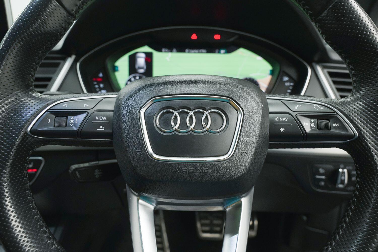 Audi Q5 view 27