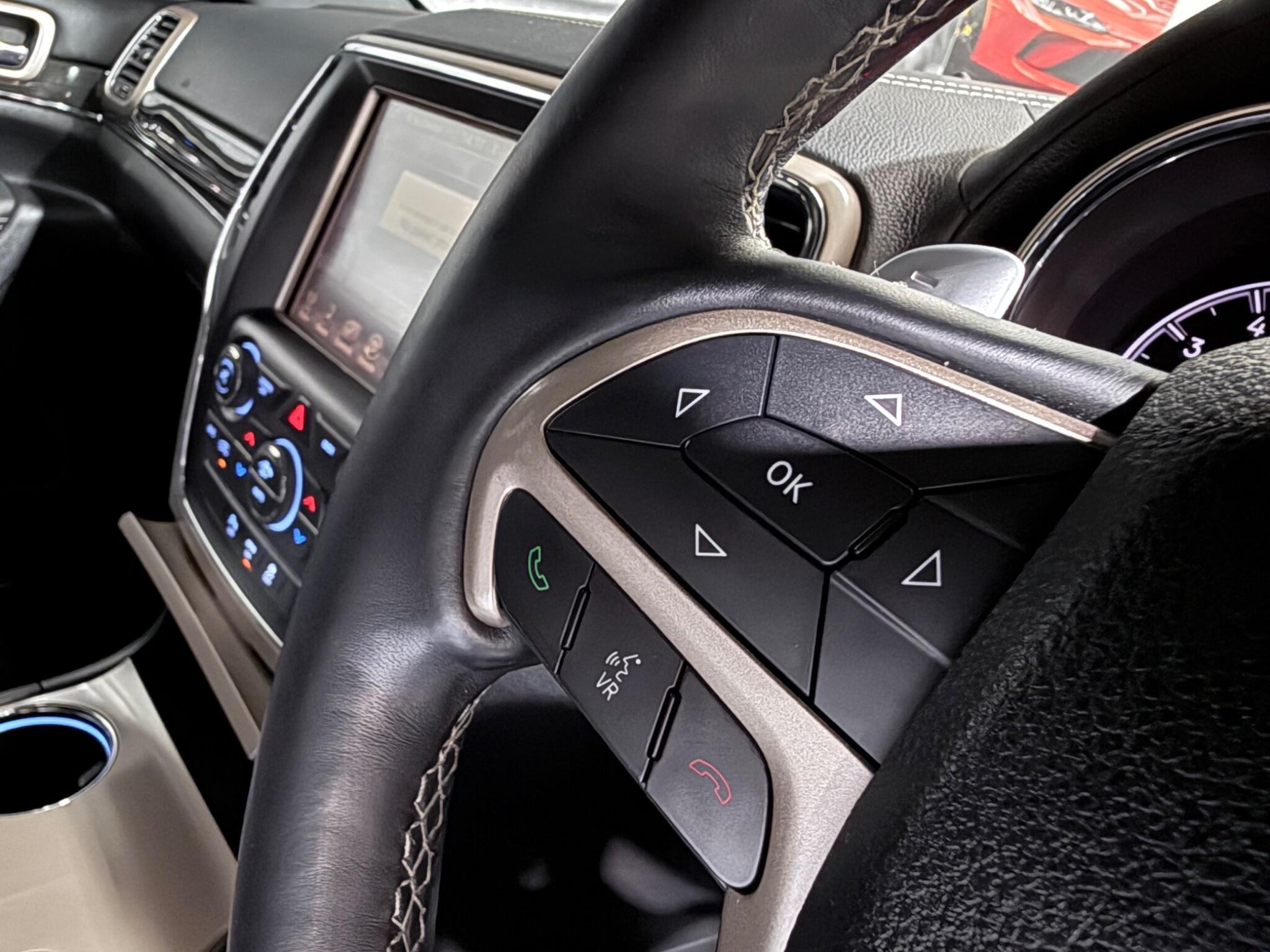 Jeep Grand Cherokee view 50