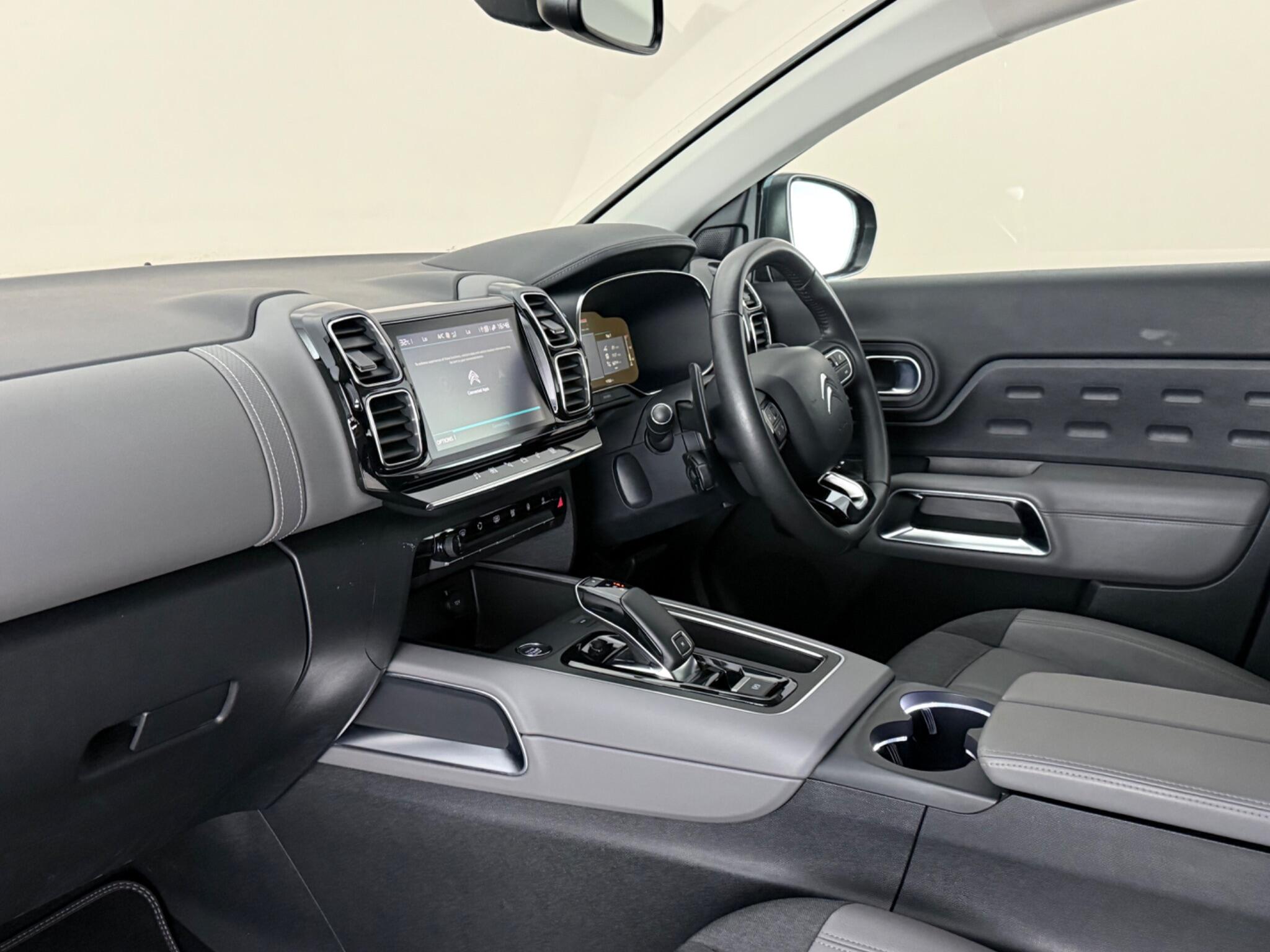 Citroen C5 Aircross view 12