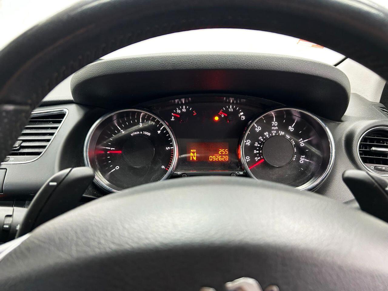 Peugeot 3008 view 17