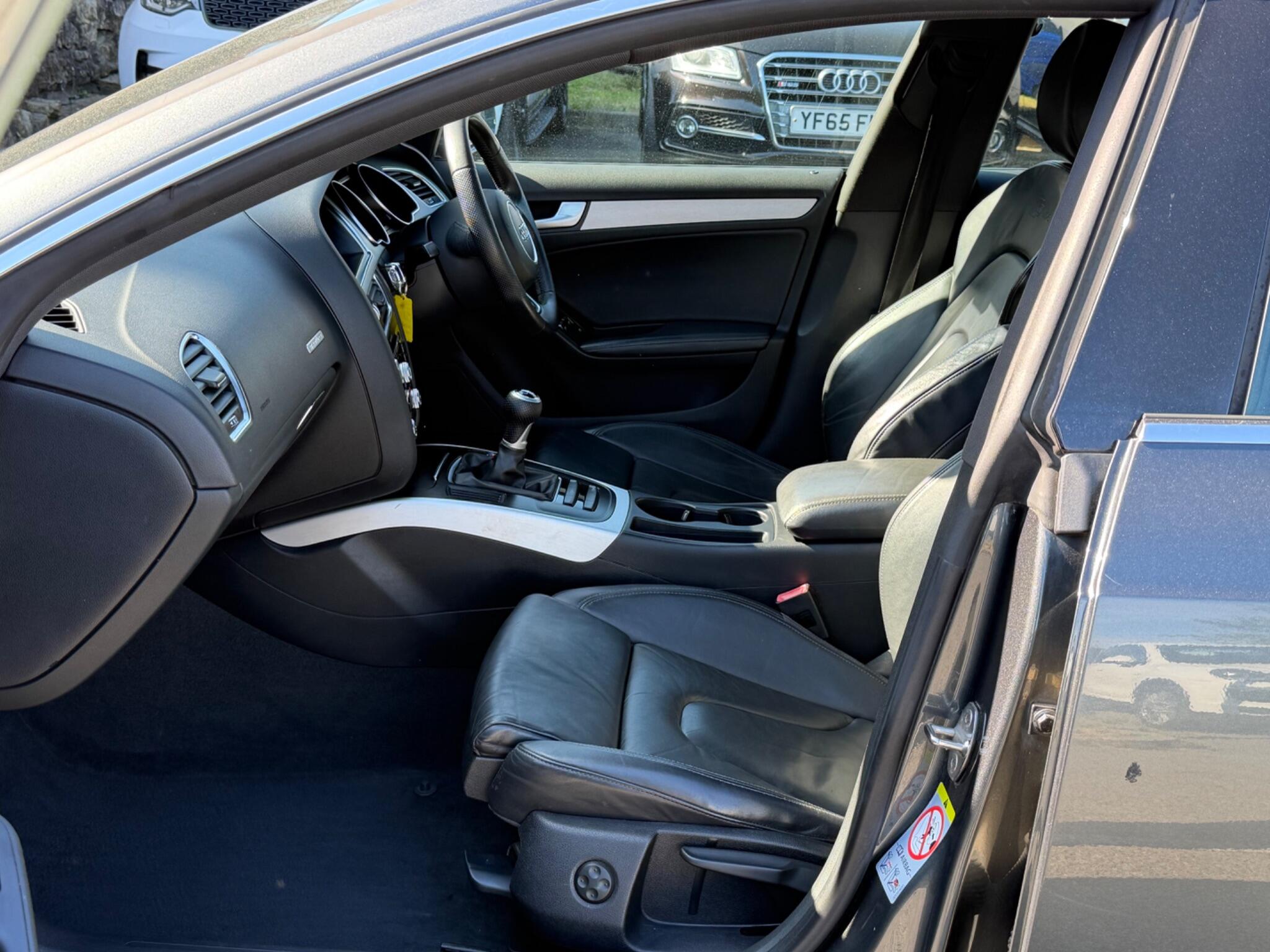 Audi A5 view 14