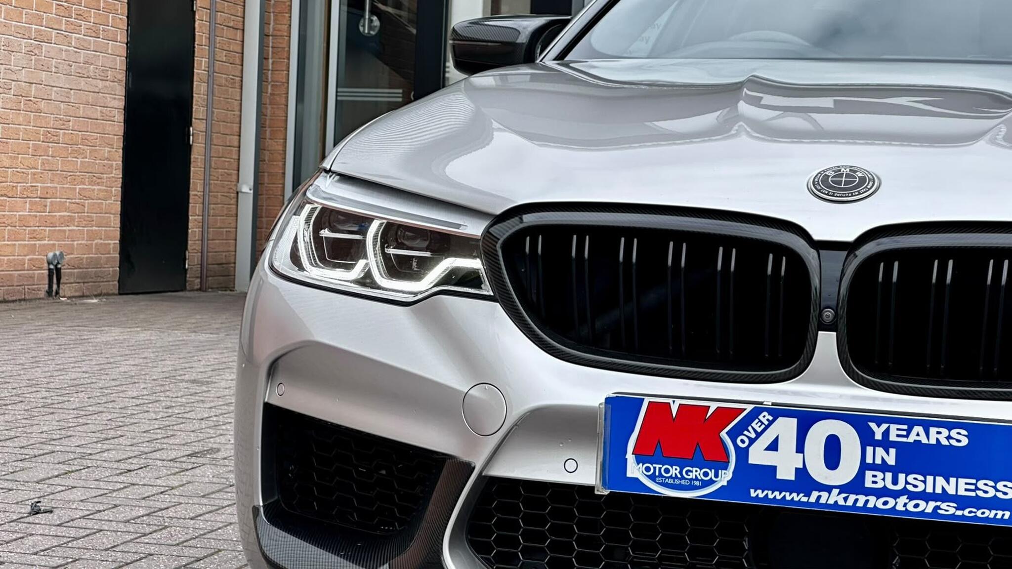 BMW M5 view 15