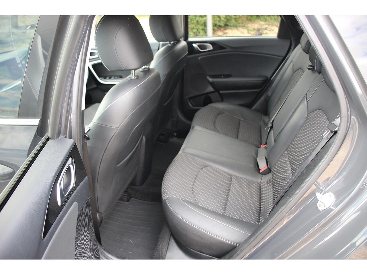 Kia Ceed view 17