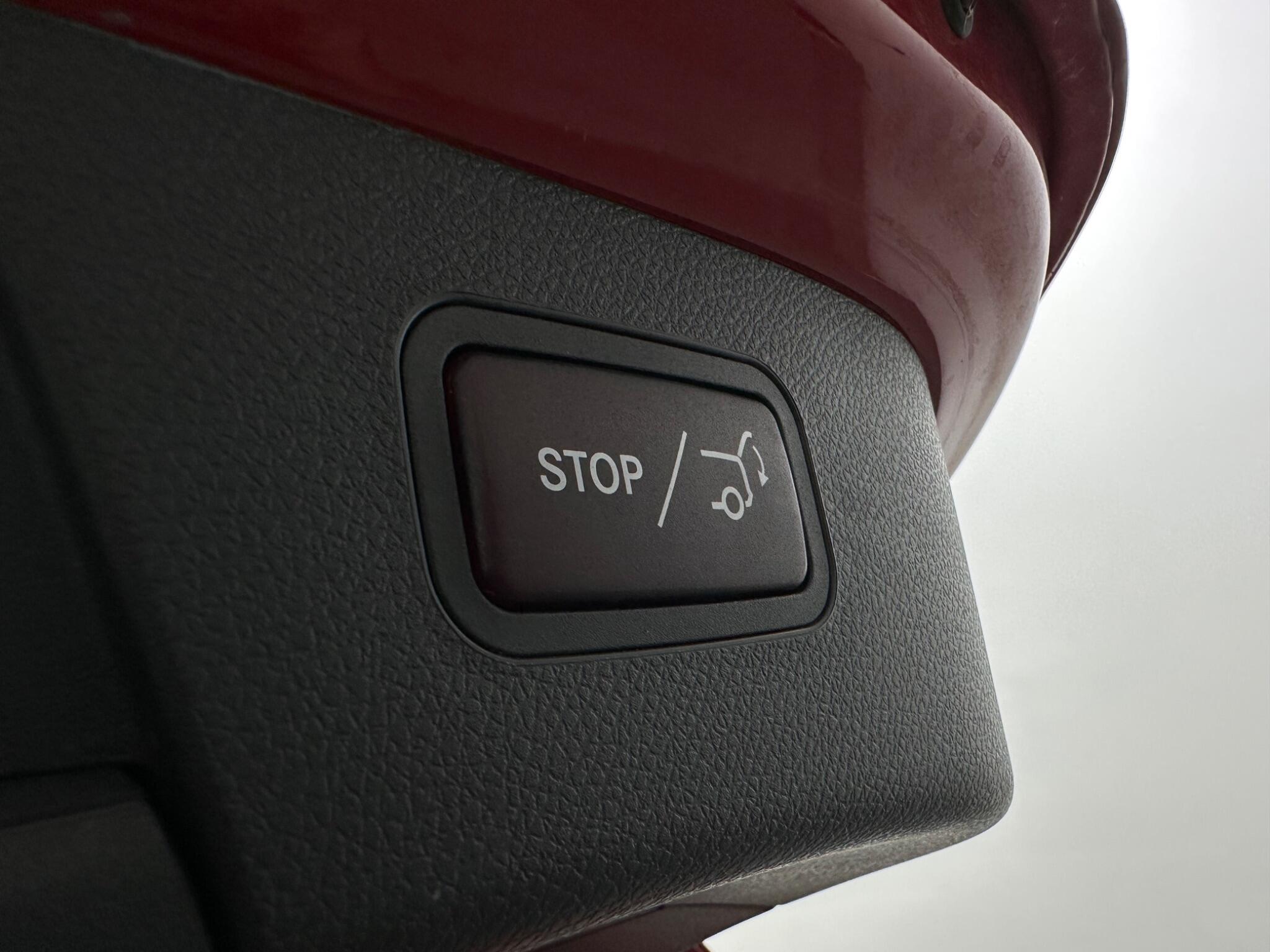 Mercedes-Benz Gla view 49