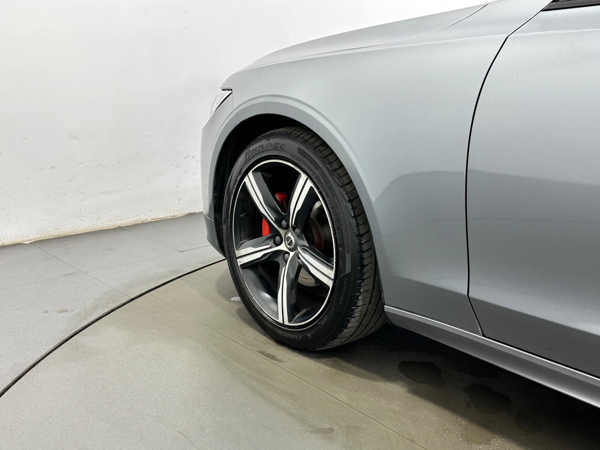 Volvo S90 view 50