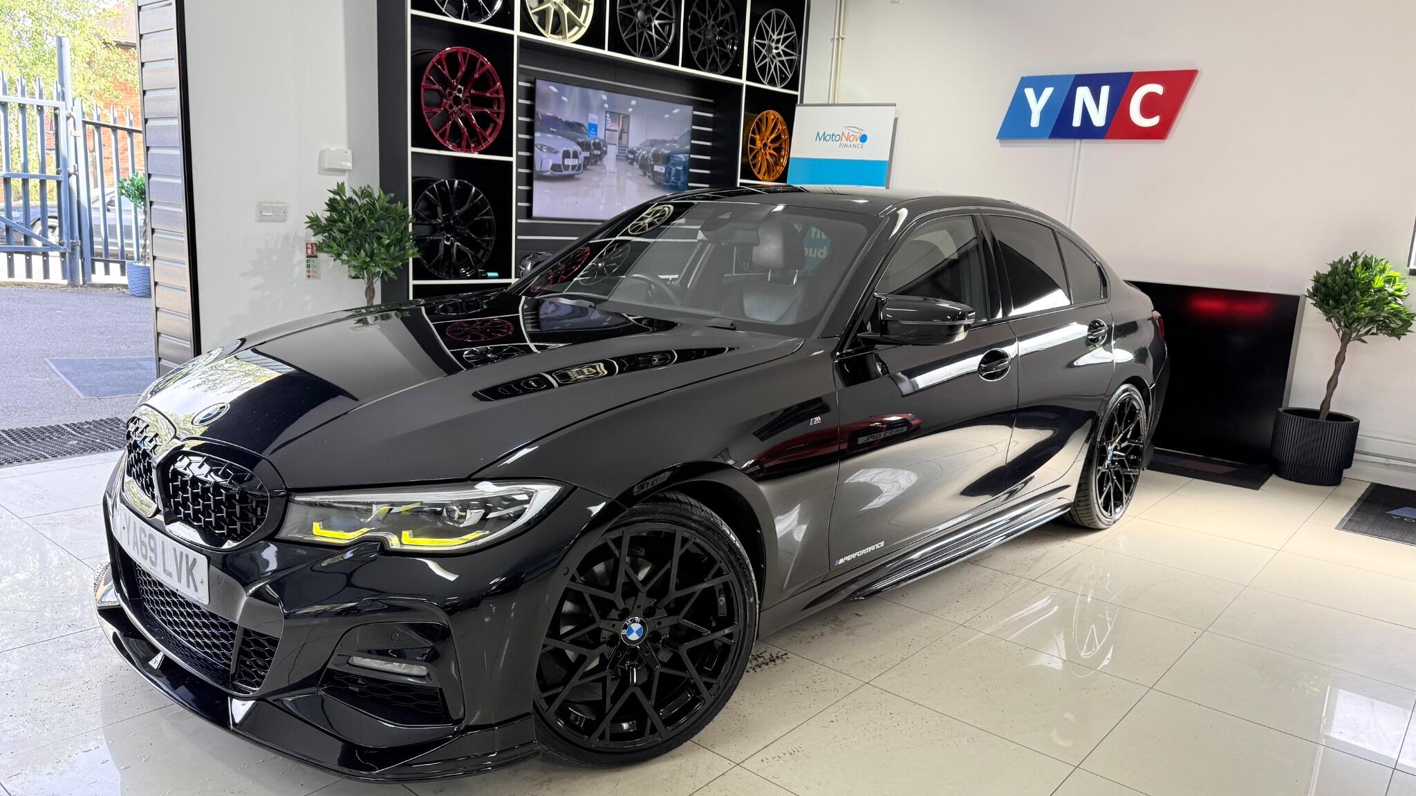 BMW 3 Series view 26