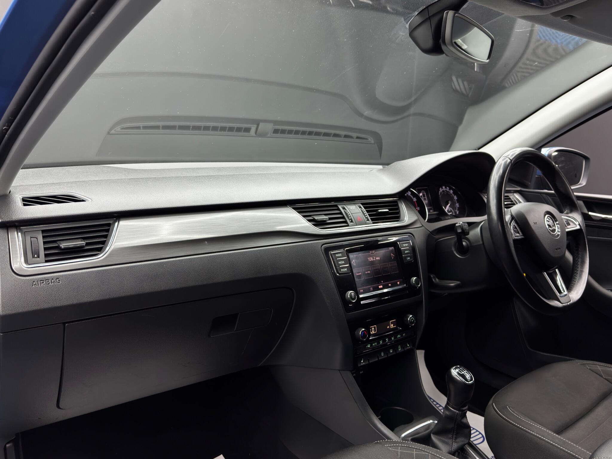Skoda Rapid view 11