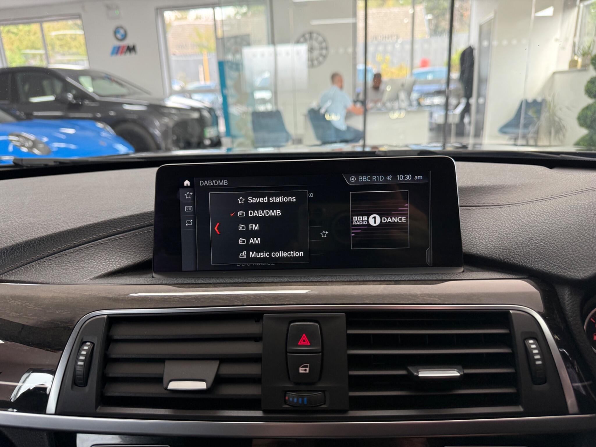 BMW 4 Series view 10