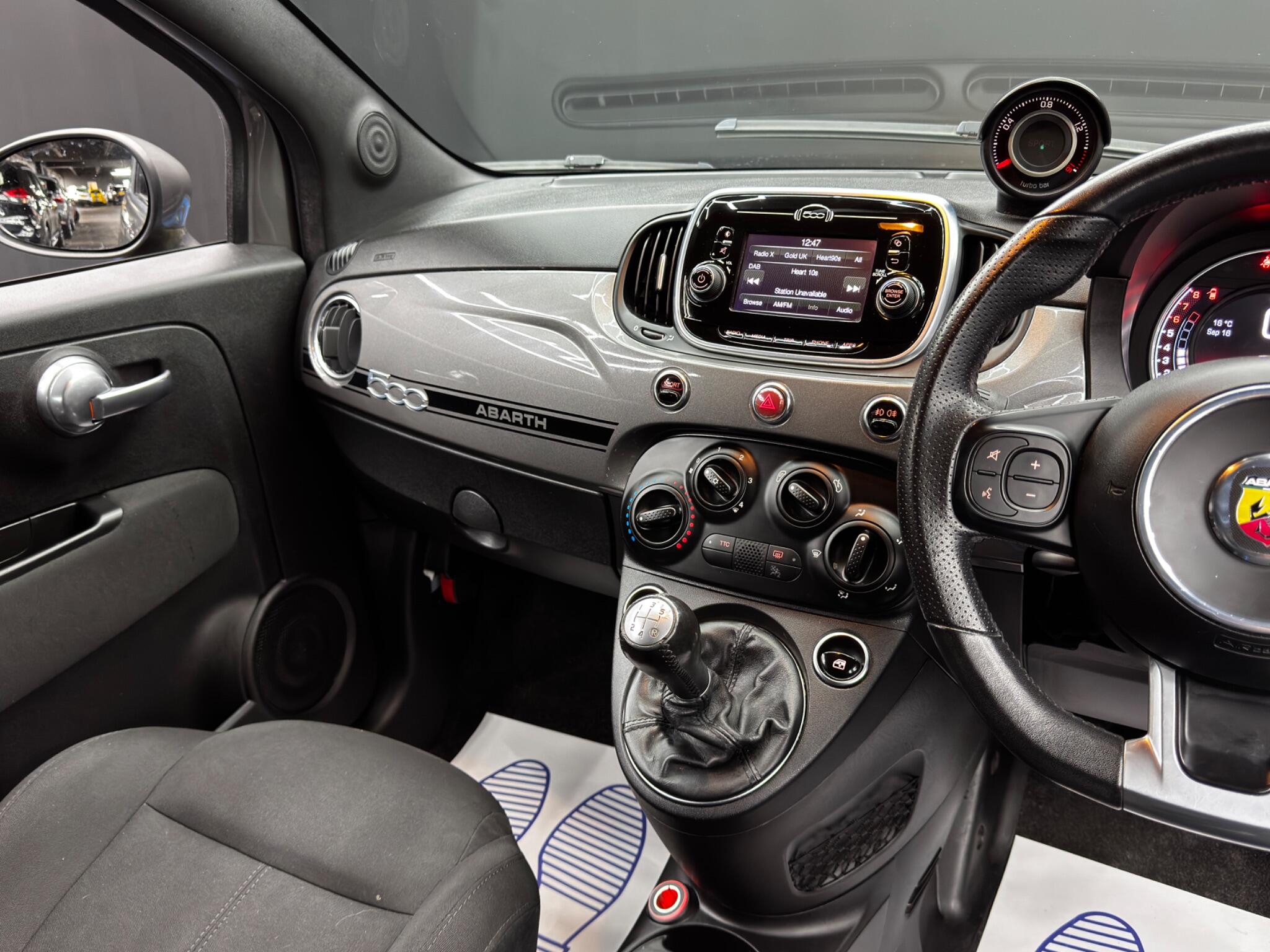 Abarth 595 view 23