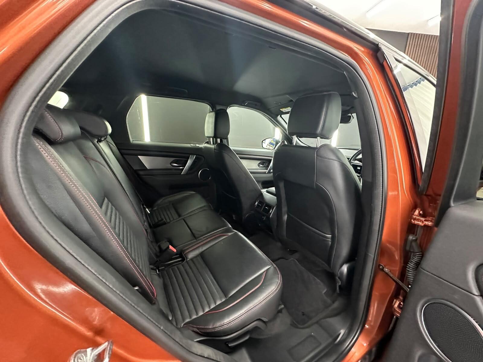 Land Rover Discovery Sport view 25