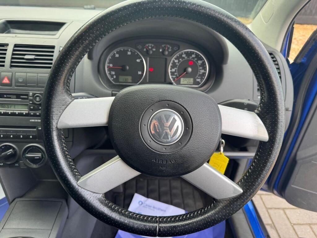 Volkswagen Polo view 22