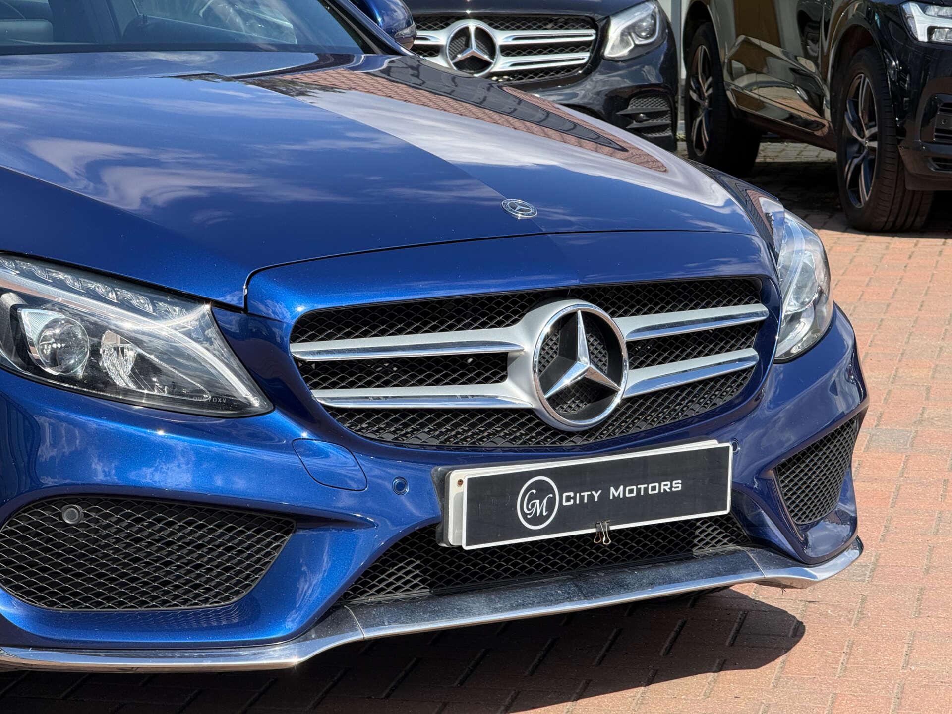 Mercedes-Benz C-Class view 11
