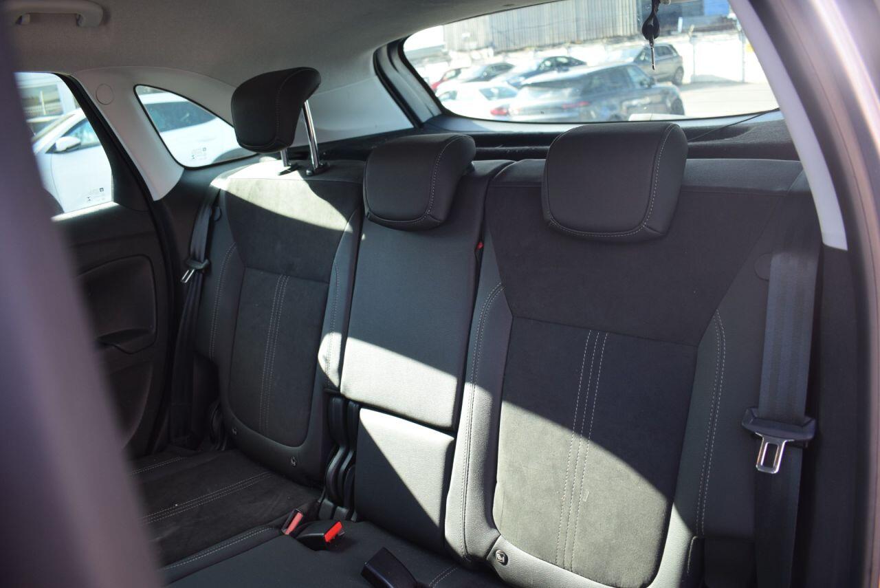 Vauxhall Crossland view 15