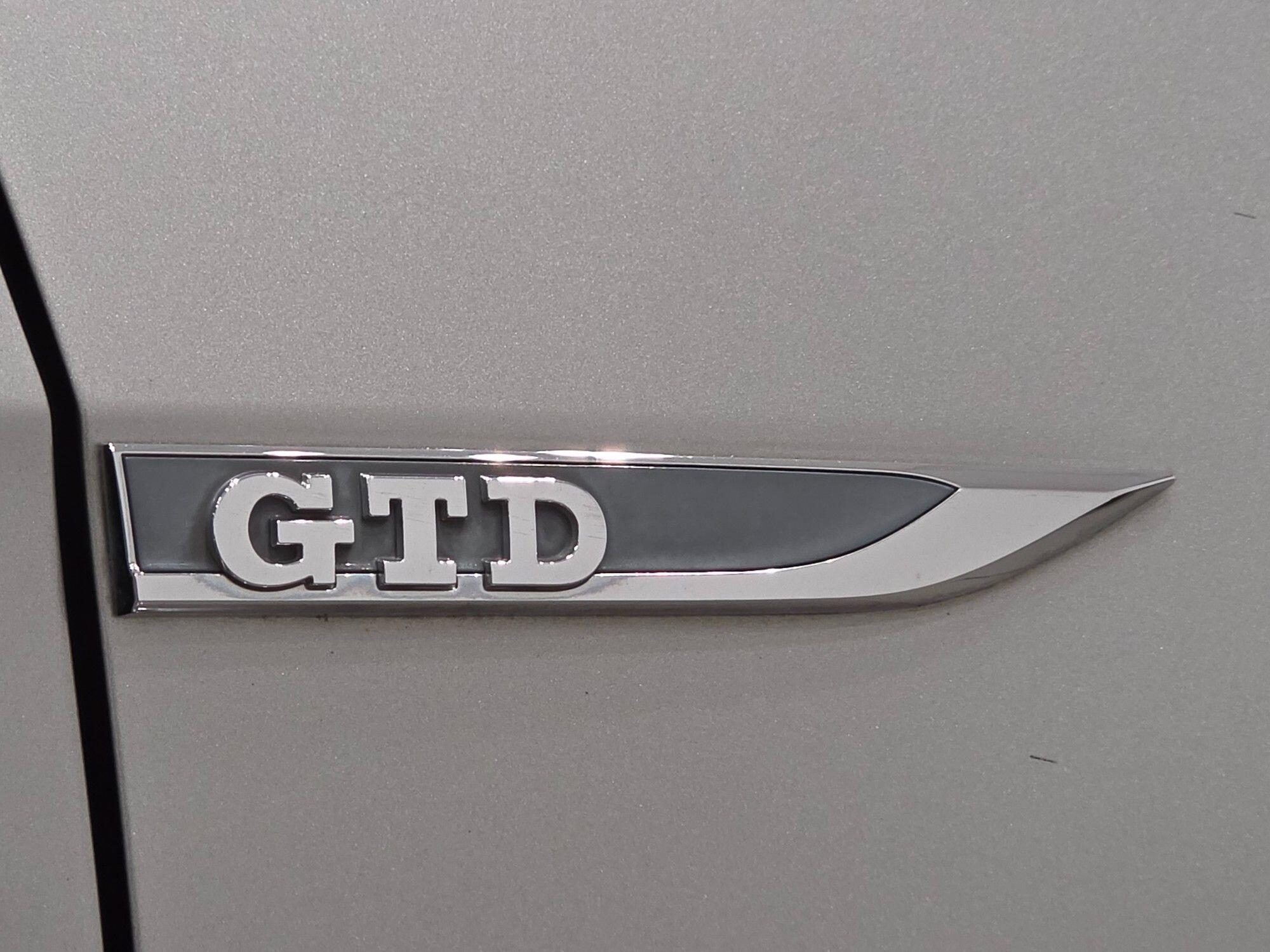 Volkswagen Golf view 74