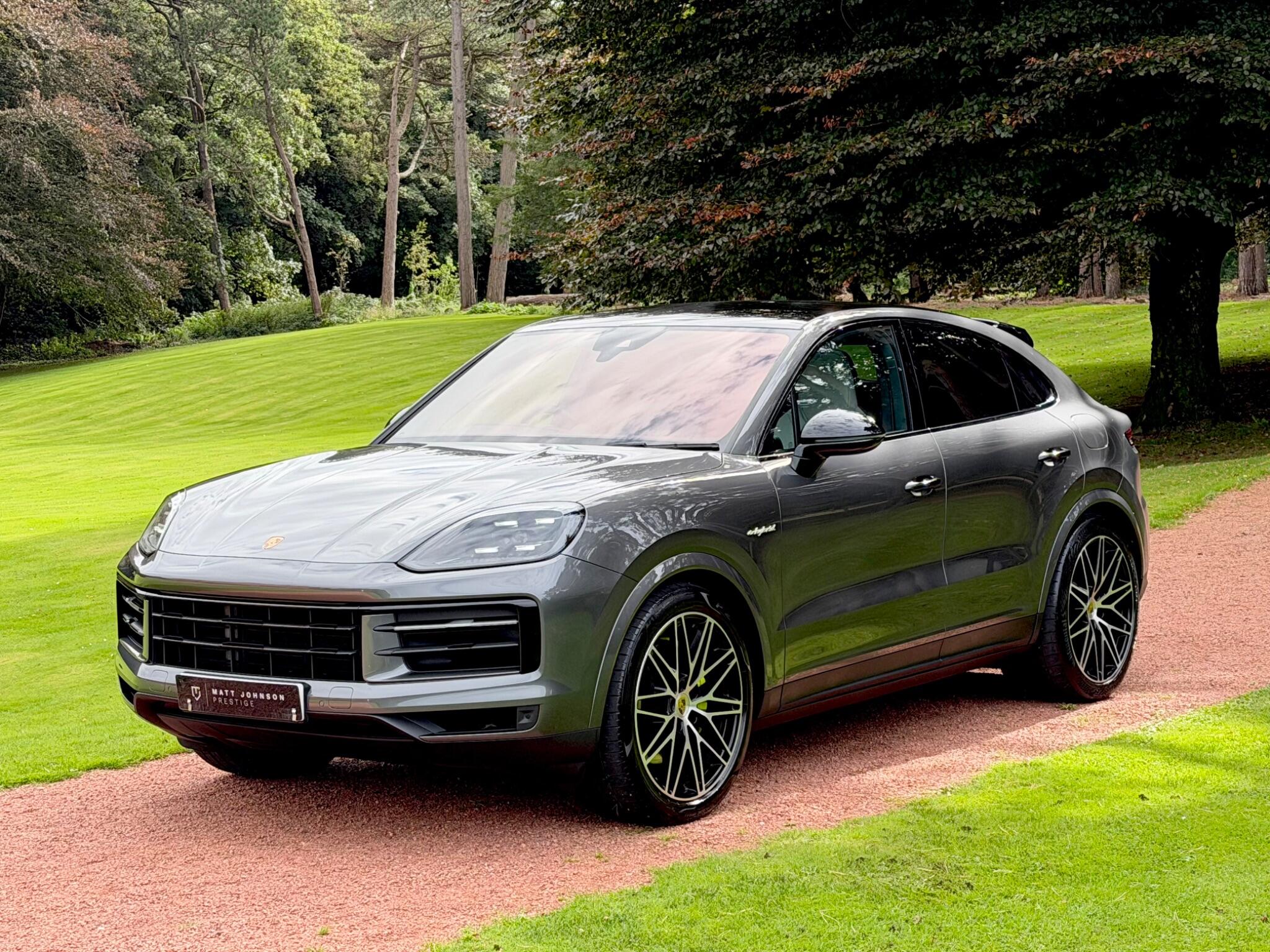 Porsche Cayenne view 5