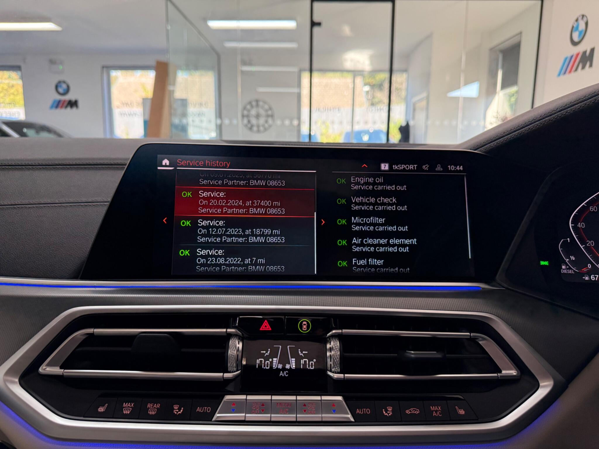BMW X5 view 18