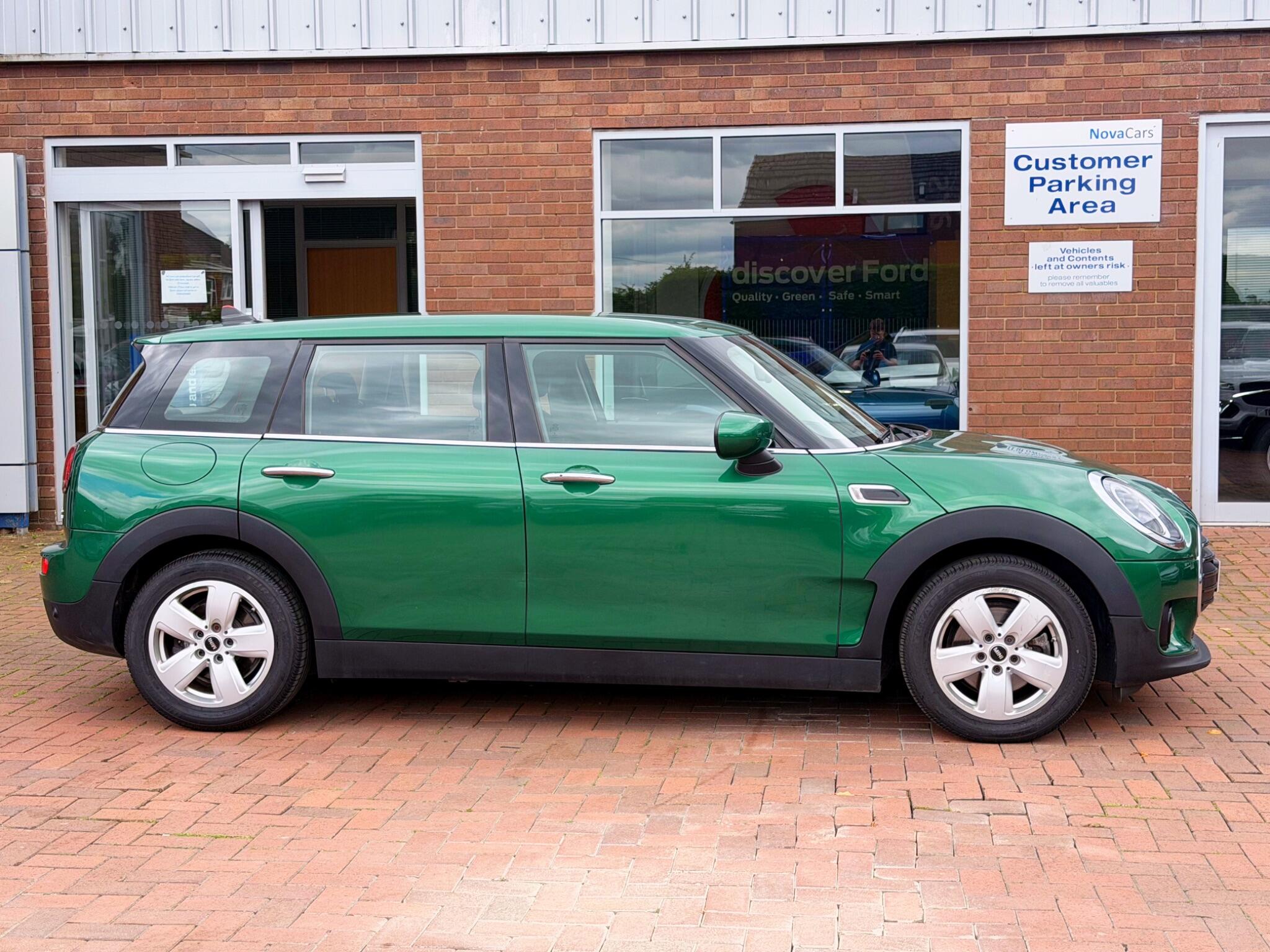Mini Clubman view 15