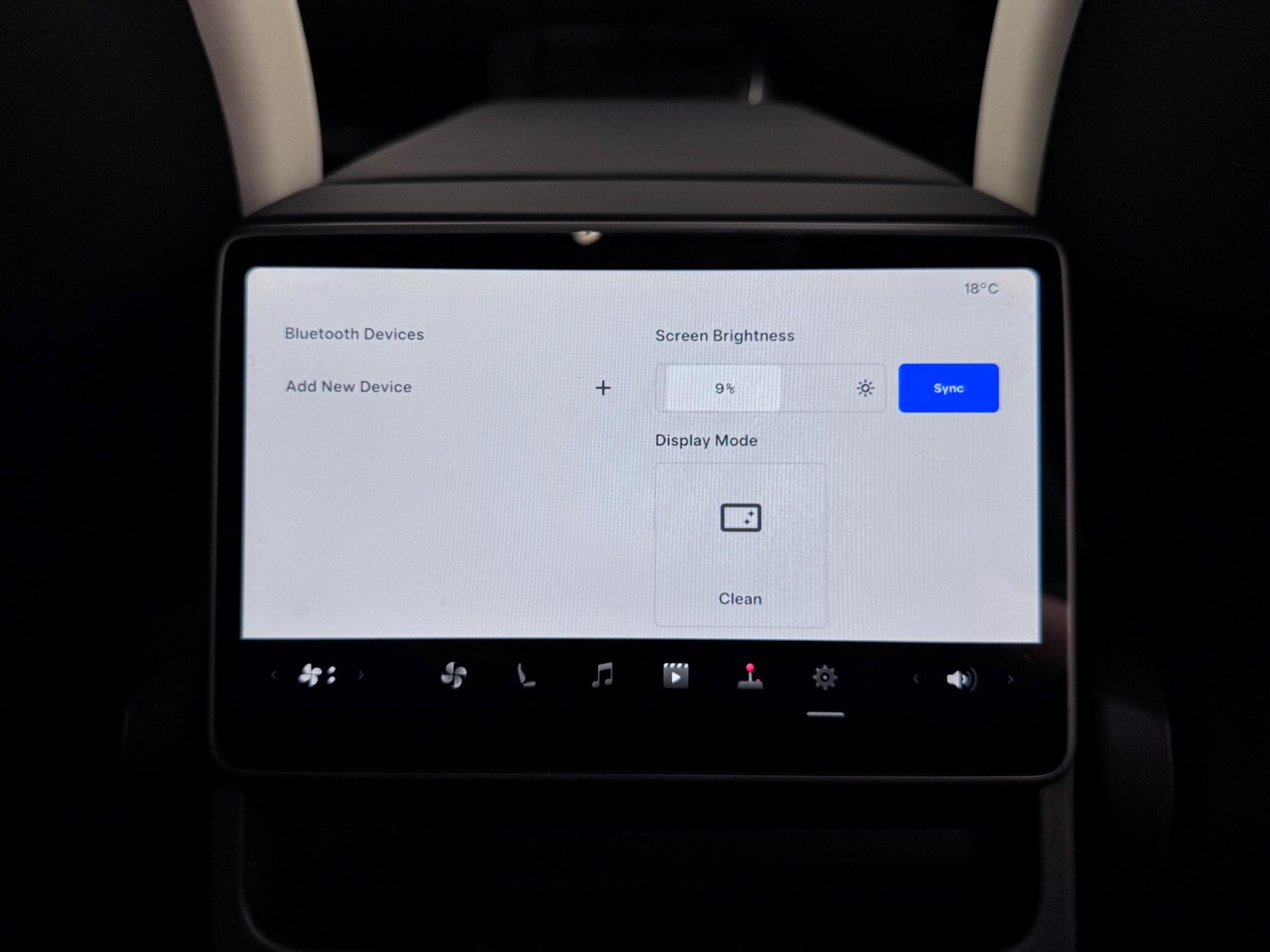 Tesla Model Y view 21