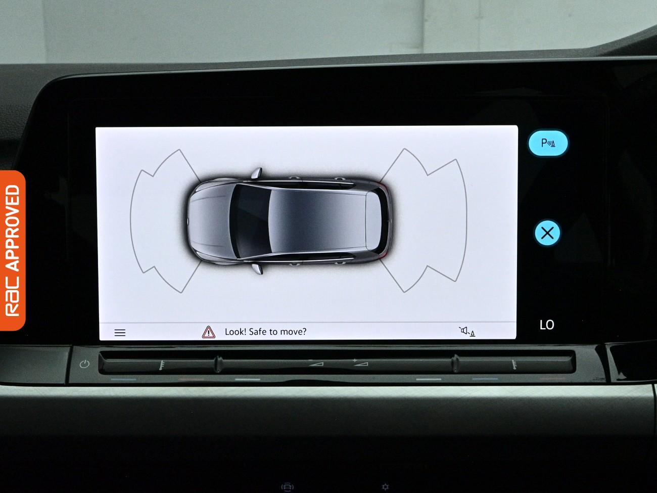 Volkswagen Golf view 17