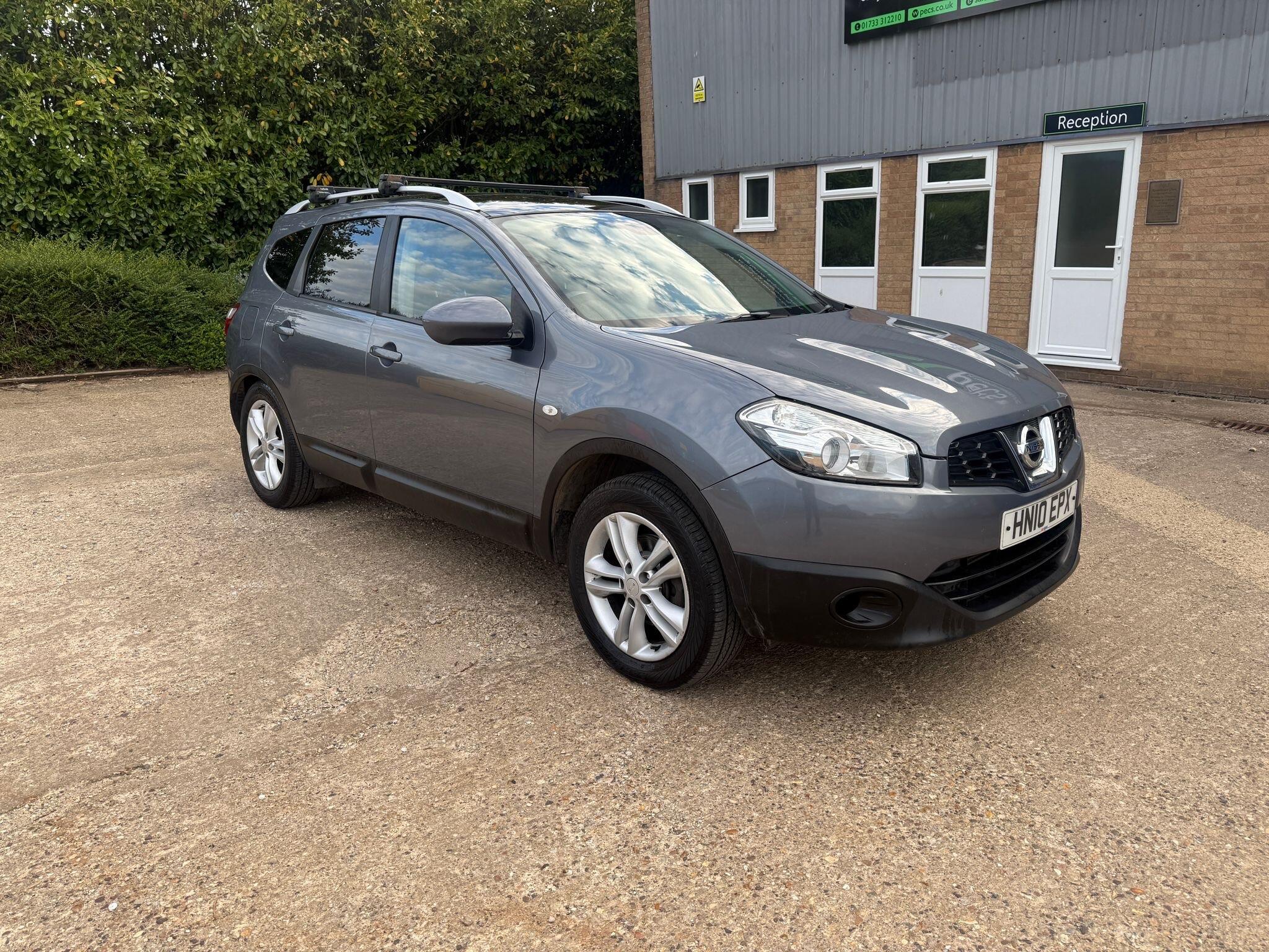 2010 Nissan Qashqai+2 in Grey for sale