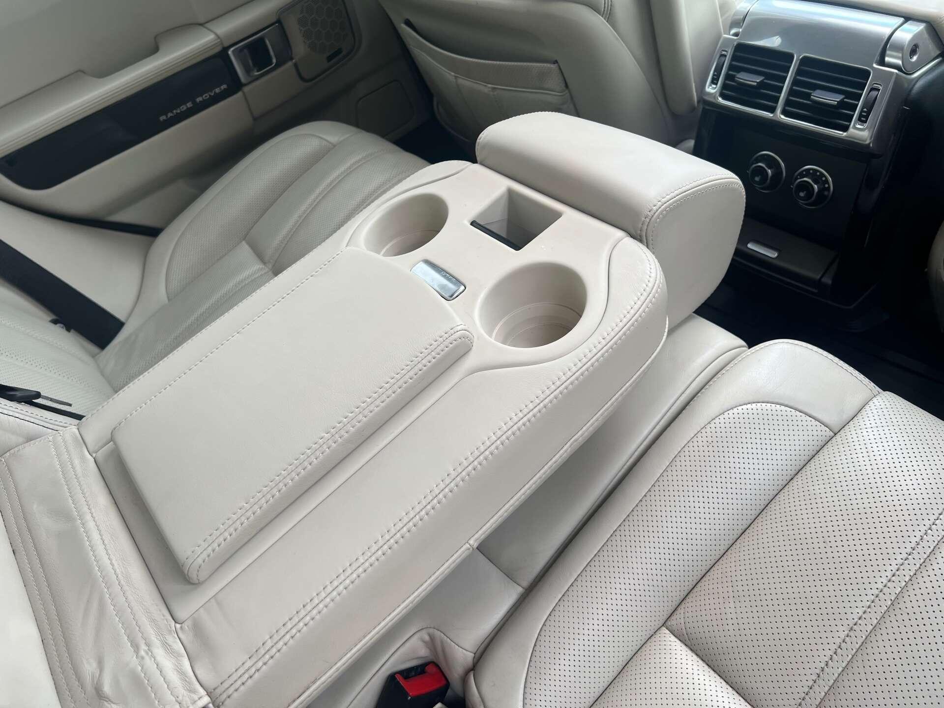 Land Rover Range Rover view 52