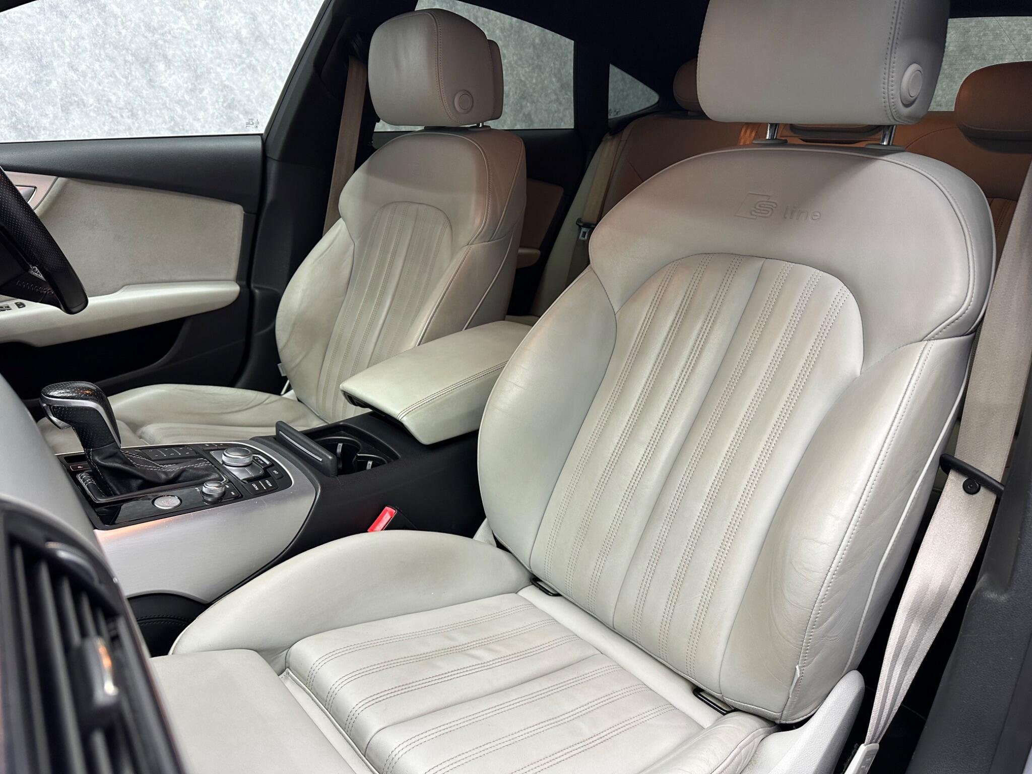 Audi A7 view 7