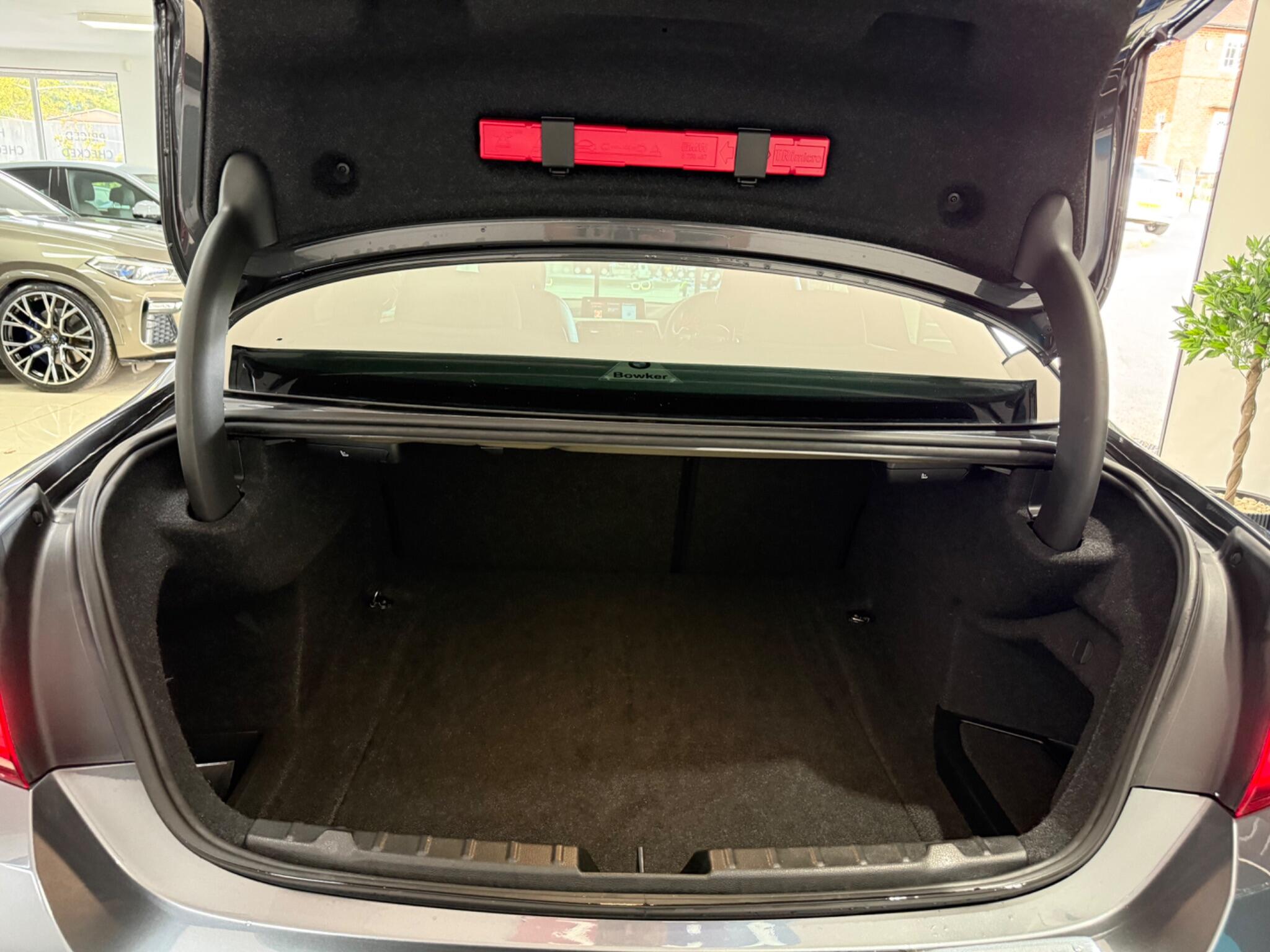 BMW 4 Series view 28