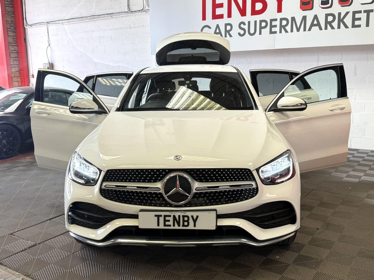 Mercedes-Benz GLC view 12