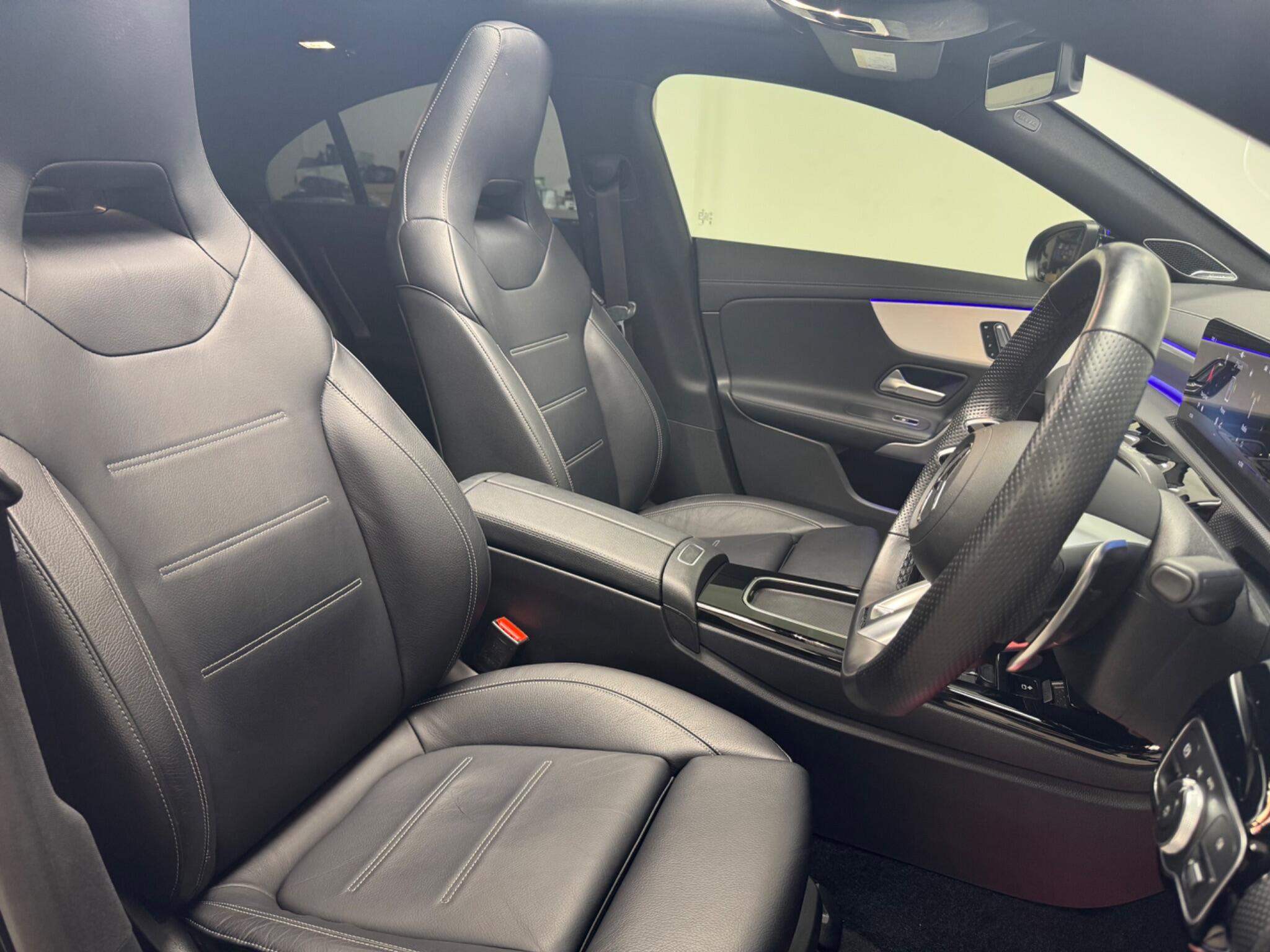 Mercedes-Benz Cla view 22