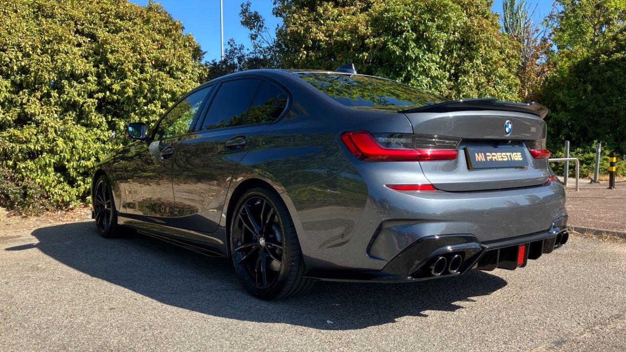 BMW 3 Series view 34